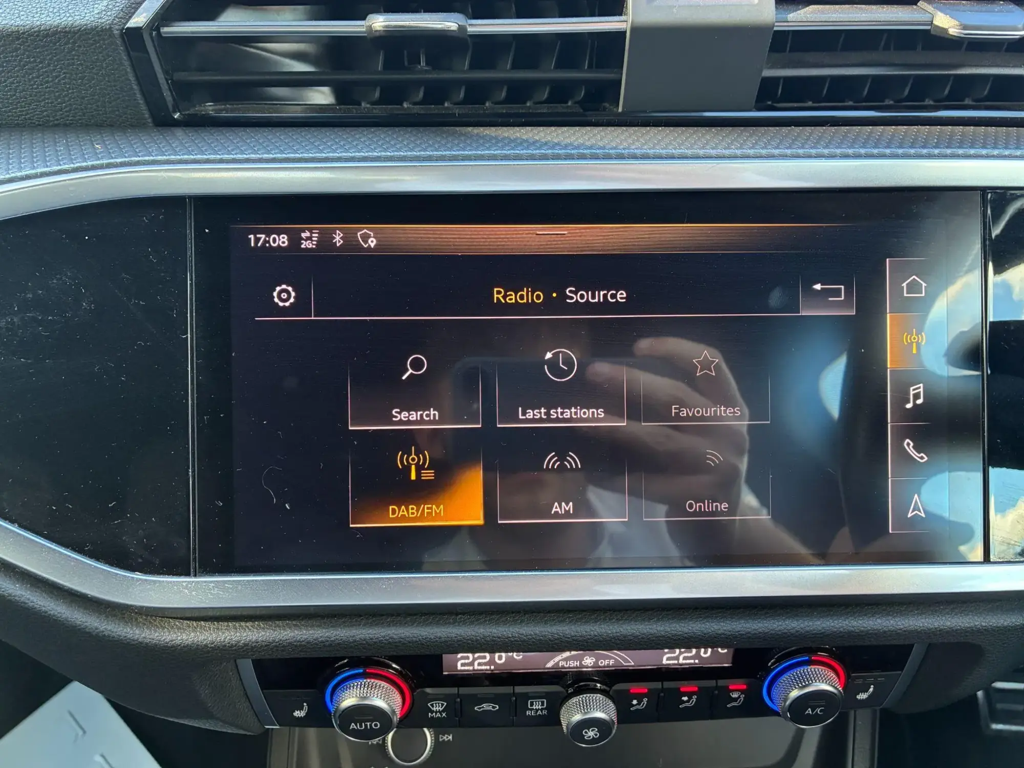 Audi Q3 Image 21