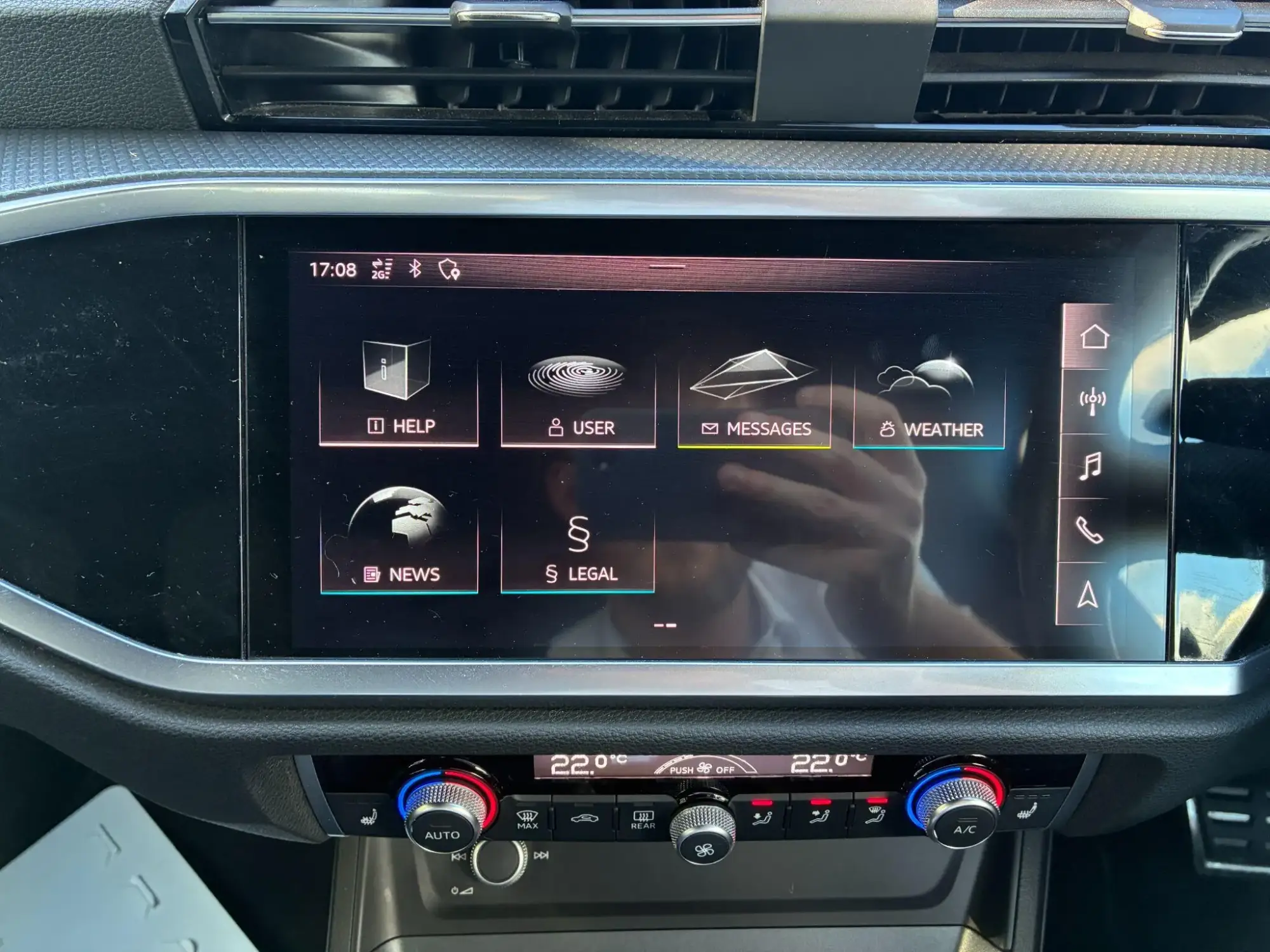 Audi Q3 Image 24