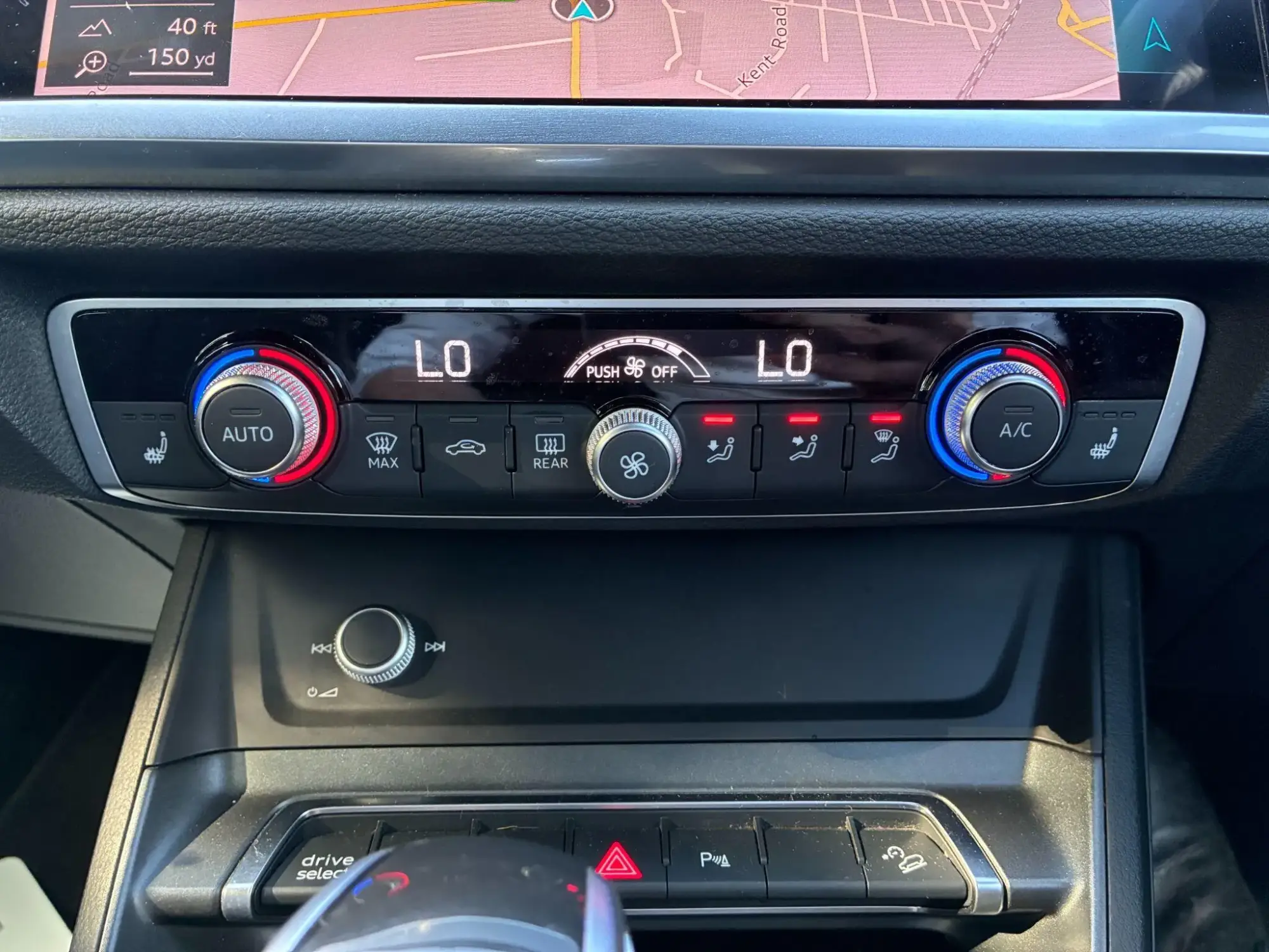 Audi Q3 Image 36