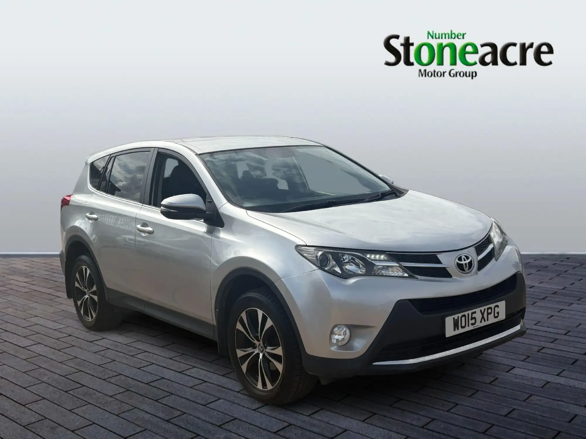 Toyota RAV4 Self-Charging Hybrid 2.0 D-4D Icon 2WD Euro 5 (s/s) 5dr WO15XPG Image 1