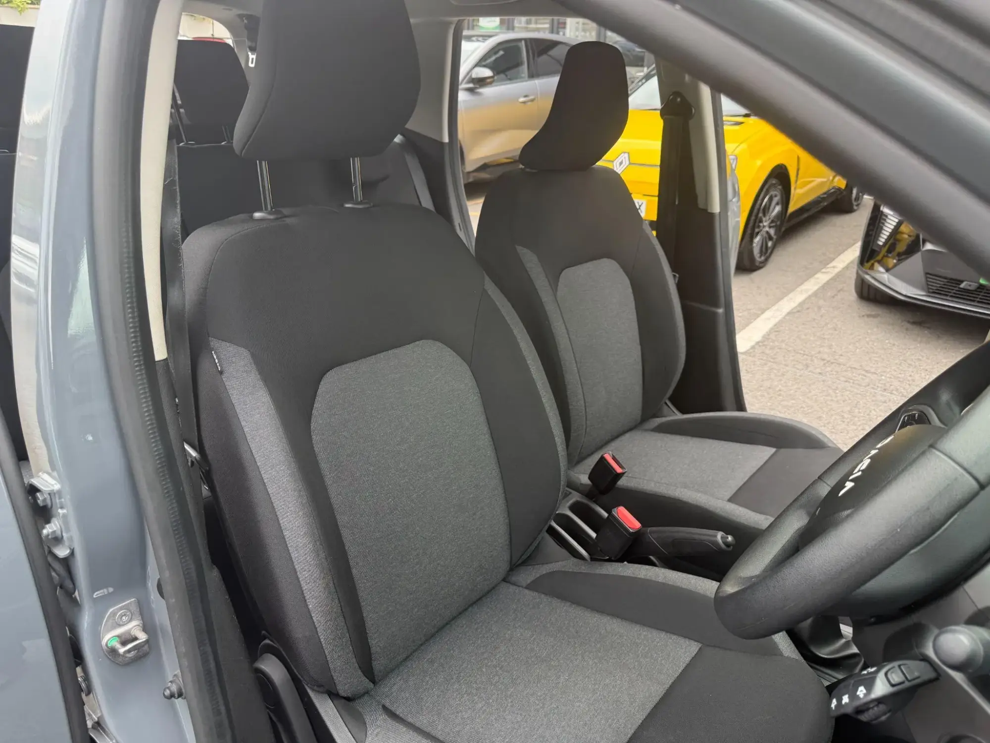 Dacia Duster Image 13 Dacia Duster Image 13