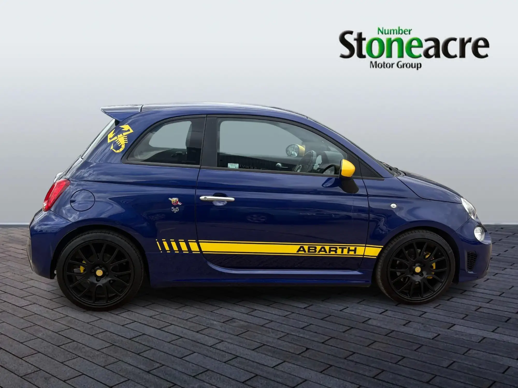 Abarth 595 F595 1.4 Tjet 165hp GL71JUX Image 2