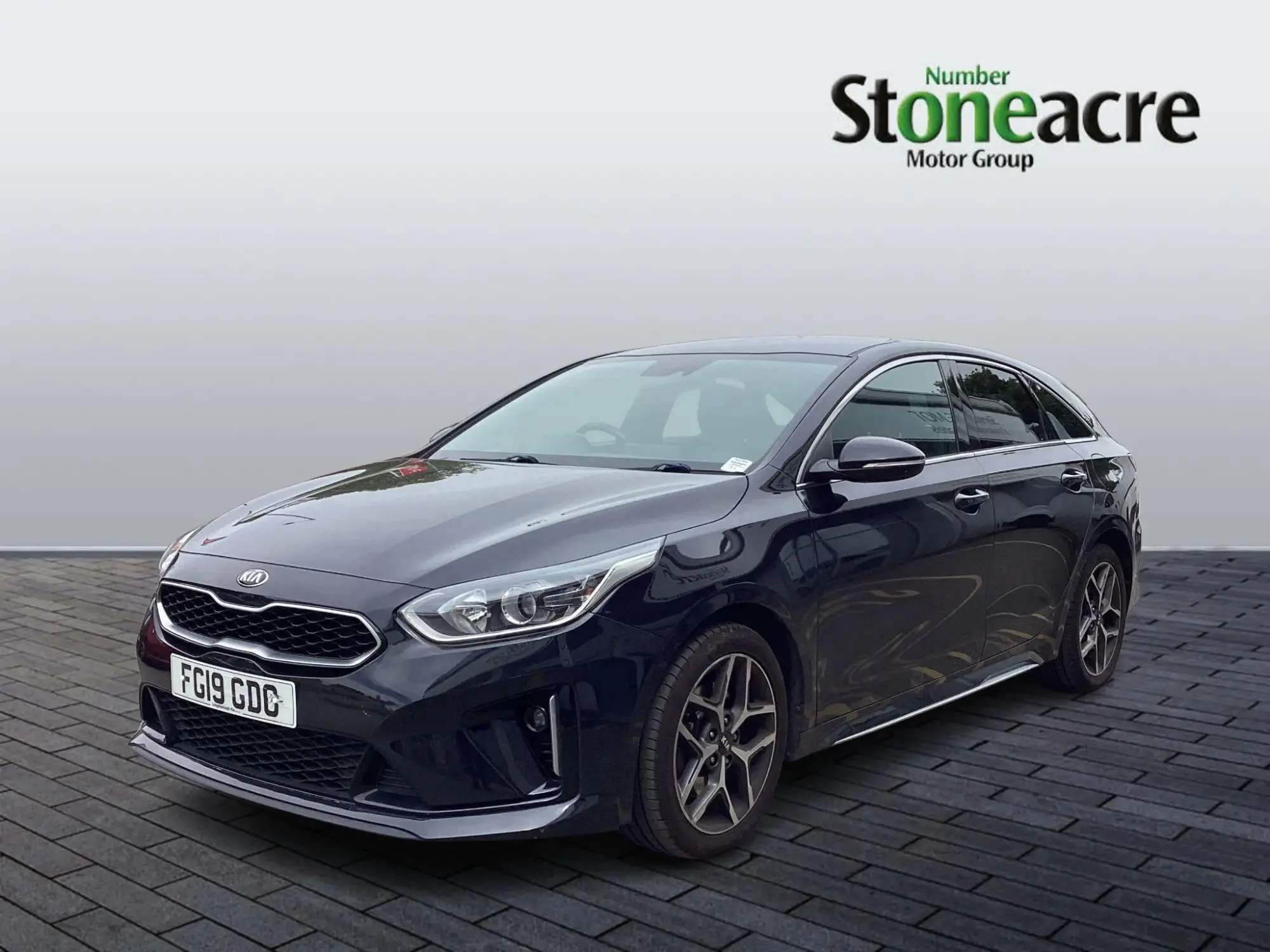 Kia ProCeed 1.6 CRDi GT-Line Shooting Brake DCT Euro 6 (s/s) 5dr FG19GDO Image 3
