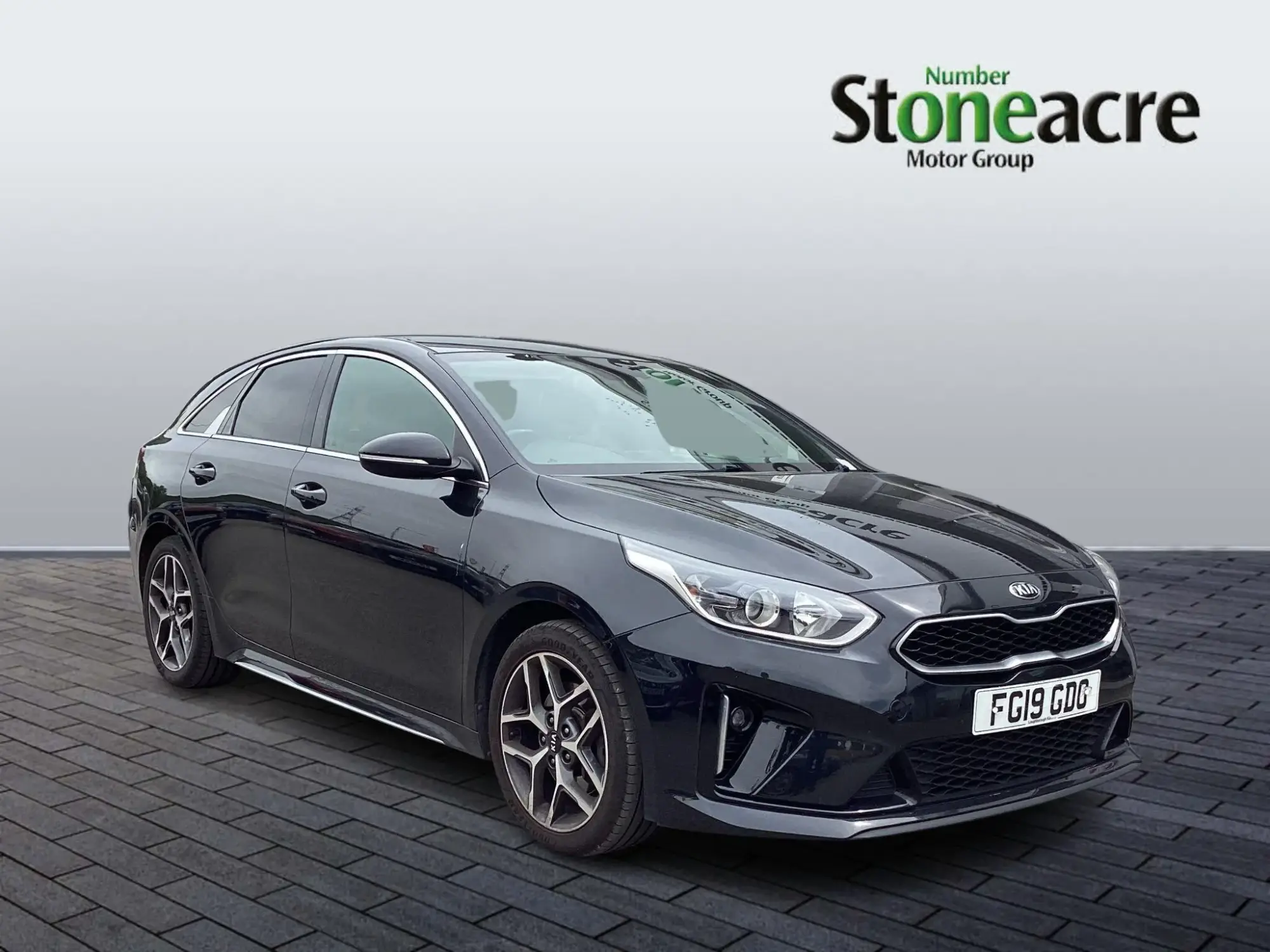 Kia ProCeed 1.6 CRDi GT-Line Shooting Brake DCT Euro 6 (s/s) 5dr FG19GDO Image 1