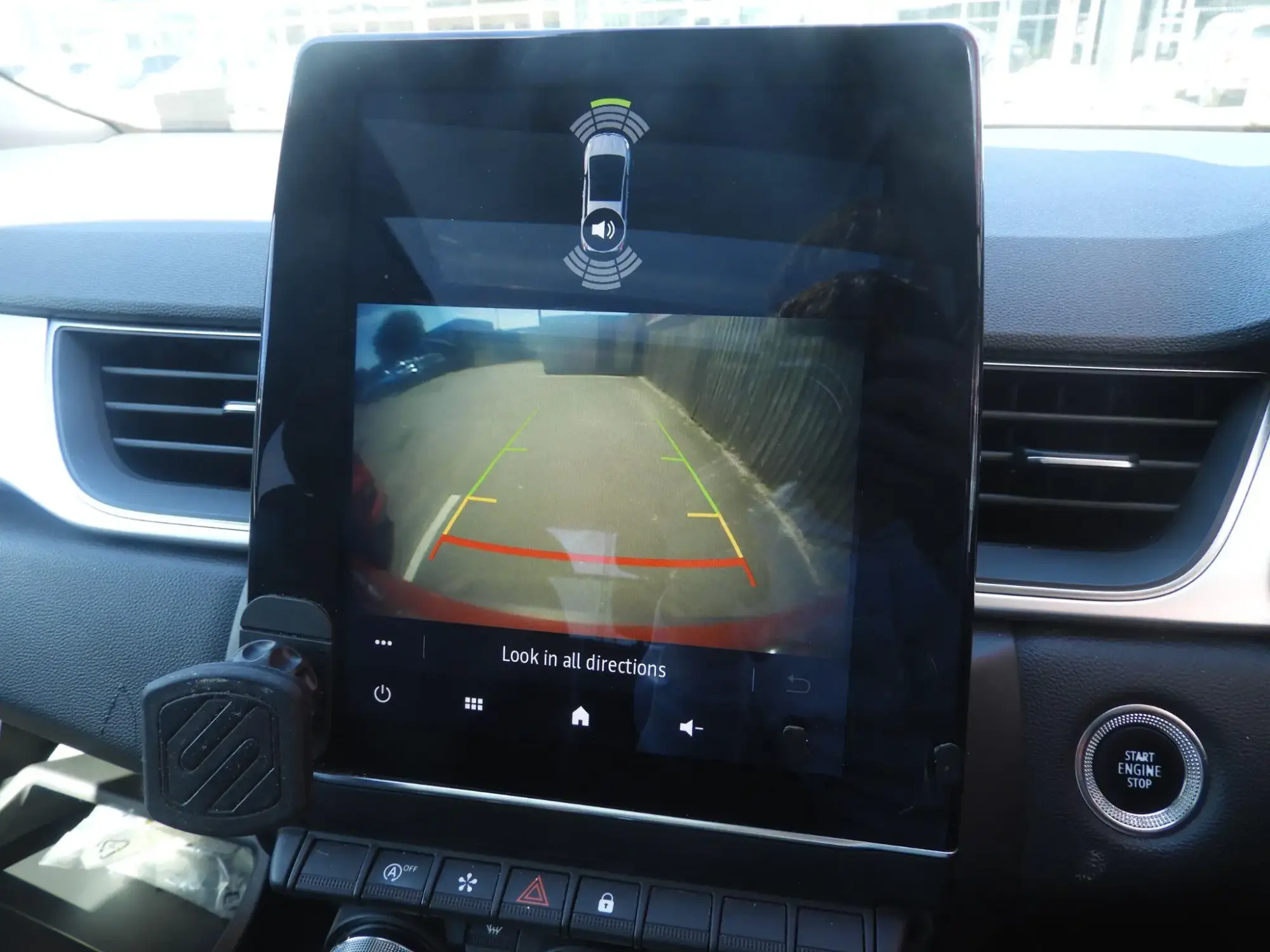 Renault Captur Image 3
