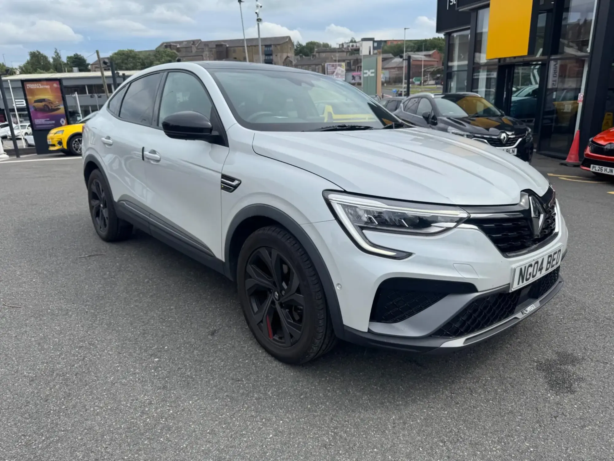 Renault Arkana E-Tech R.S. Line E-TECH Hybrid 145 Auto BJ72CZG Image 1