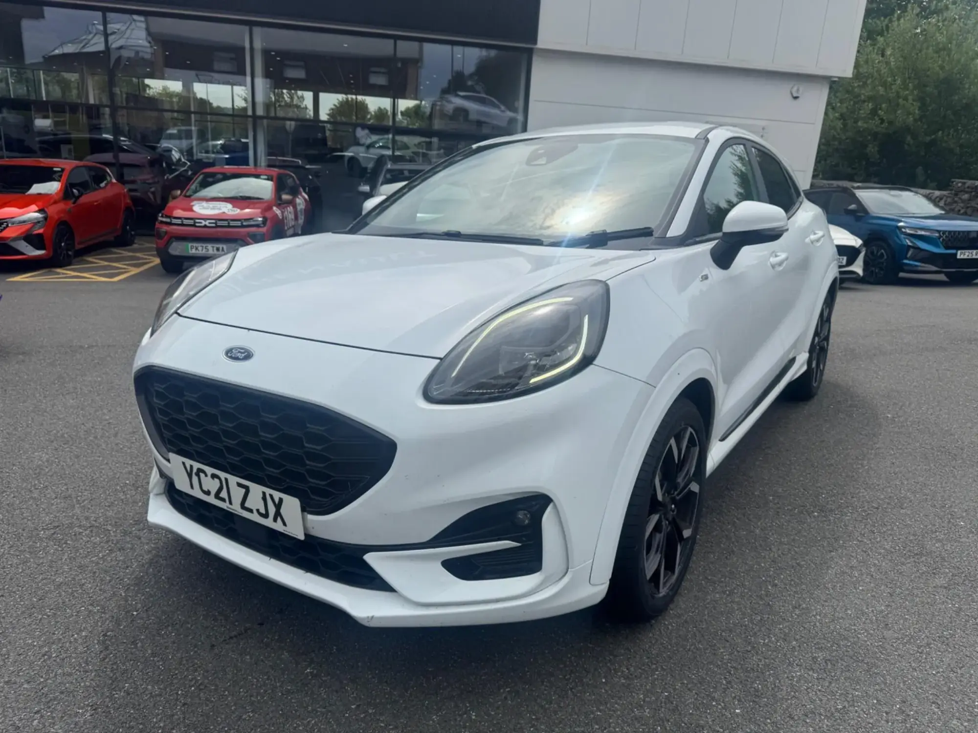 Ford Puma 1.0 EcoBoost Hybrid mHEV ST-Line X 5dr YC21ZJX Image 3