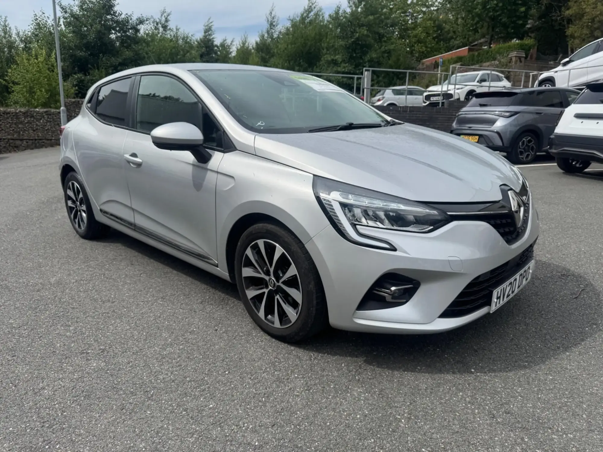 Renault Clio 1.0 TCe 100 Iconic 5dr HV20DPO Image 1