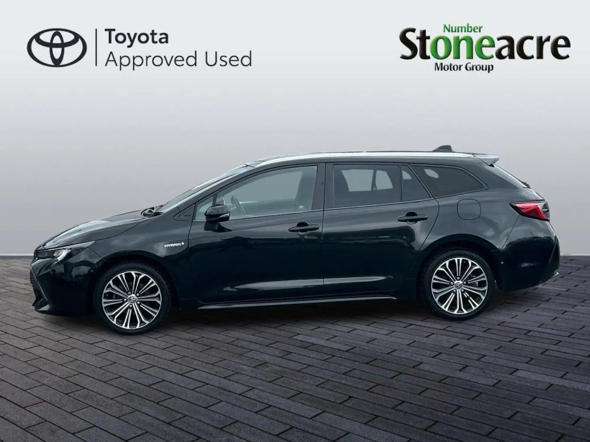 Toyota Corolla Touring Sports Image 6