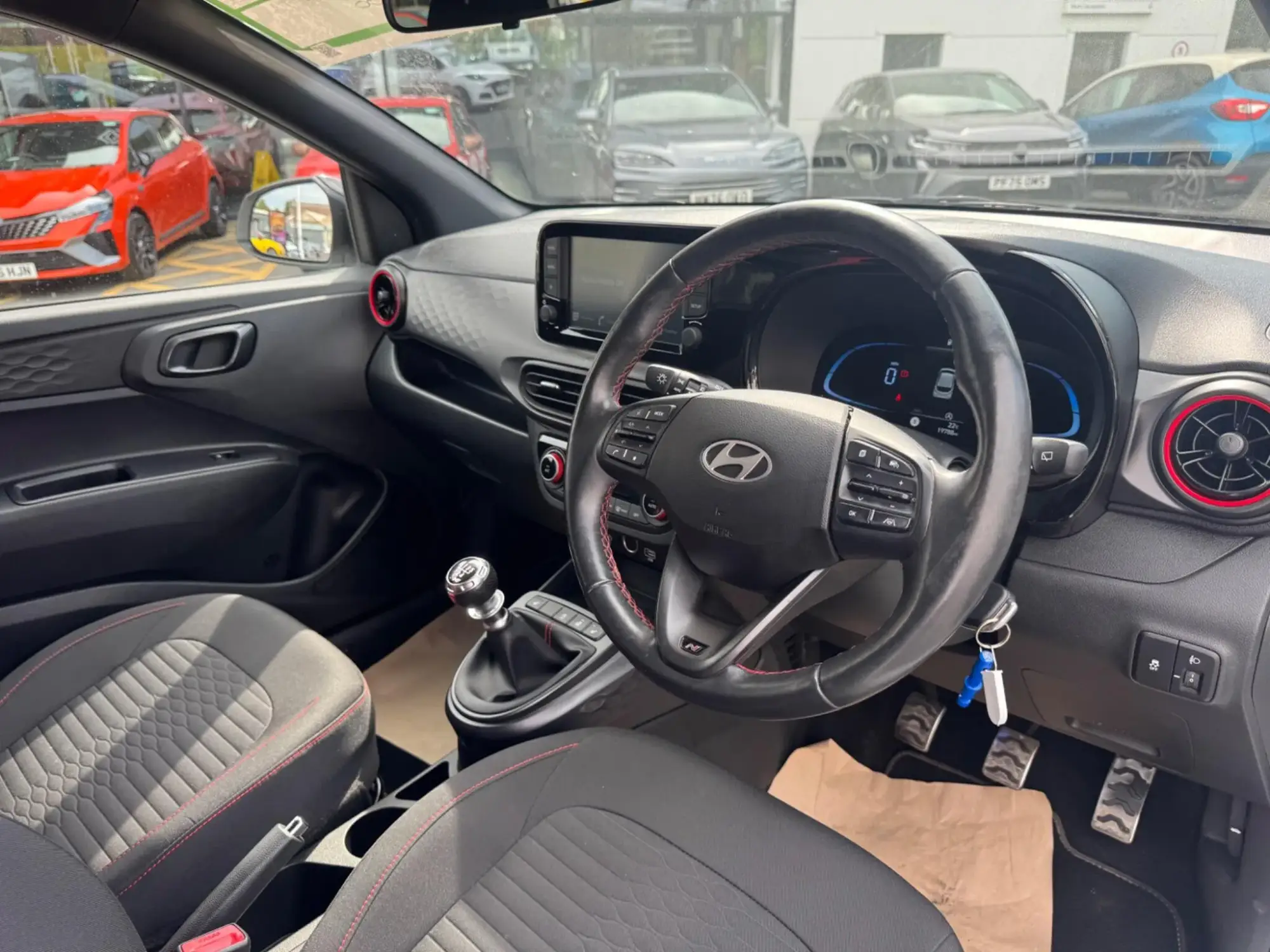 Hyundai i10 Image 8