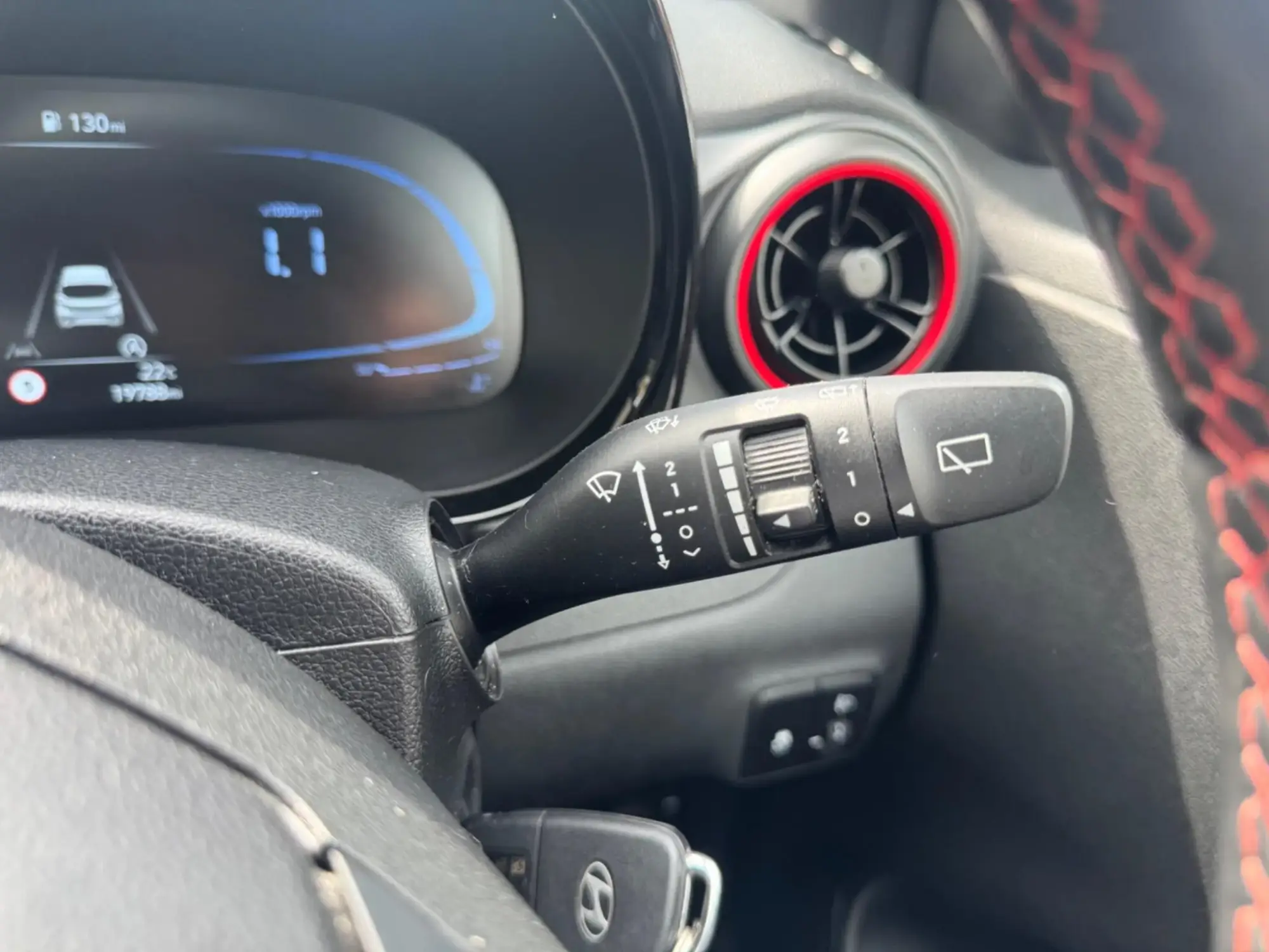 Hyundai i10 Image 16