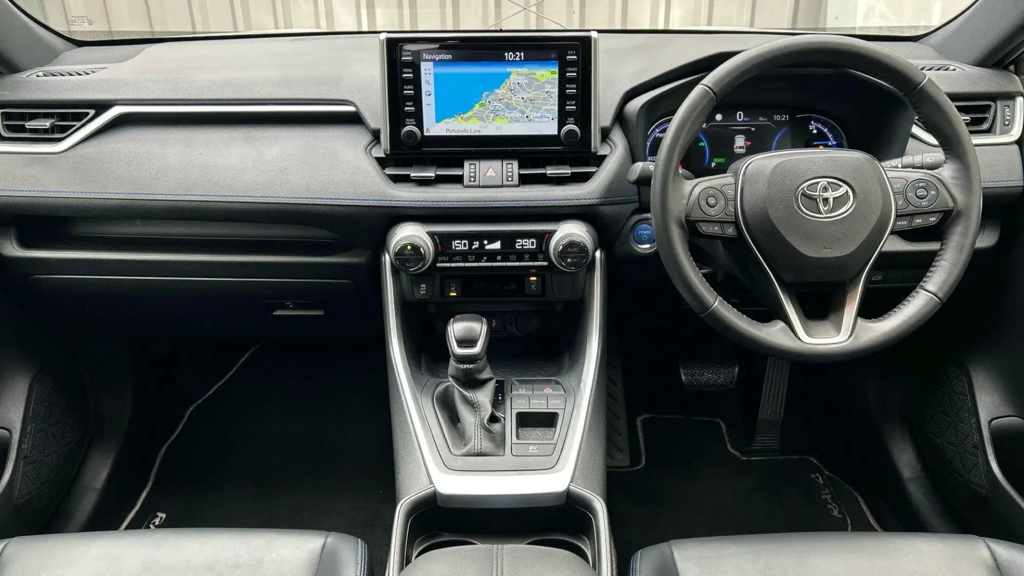 Toyota RAV4 Self-Charging Hybrid Image 9 Toyota RAV4 Self-Charging Hybrid Image 9