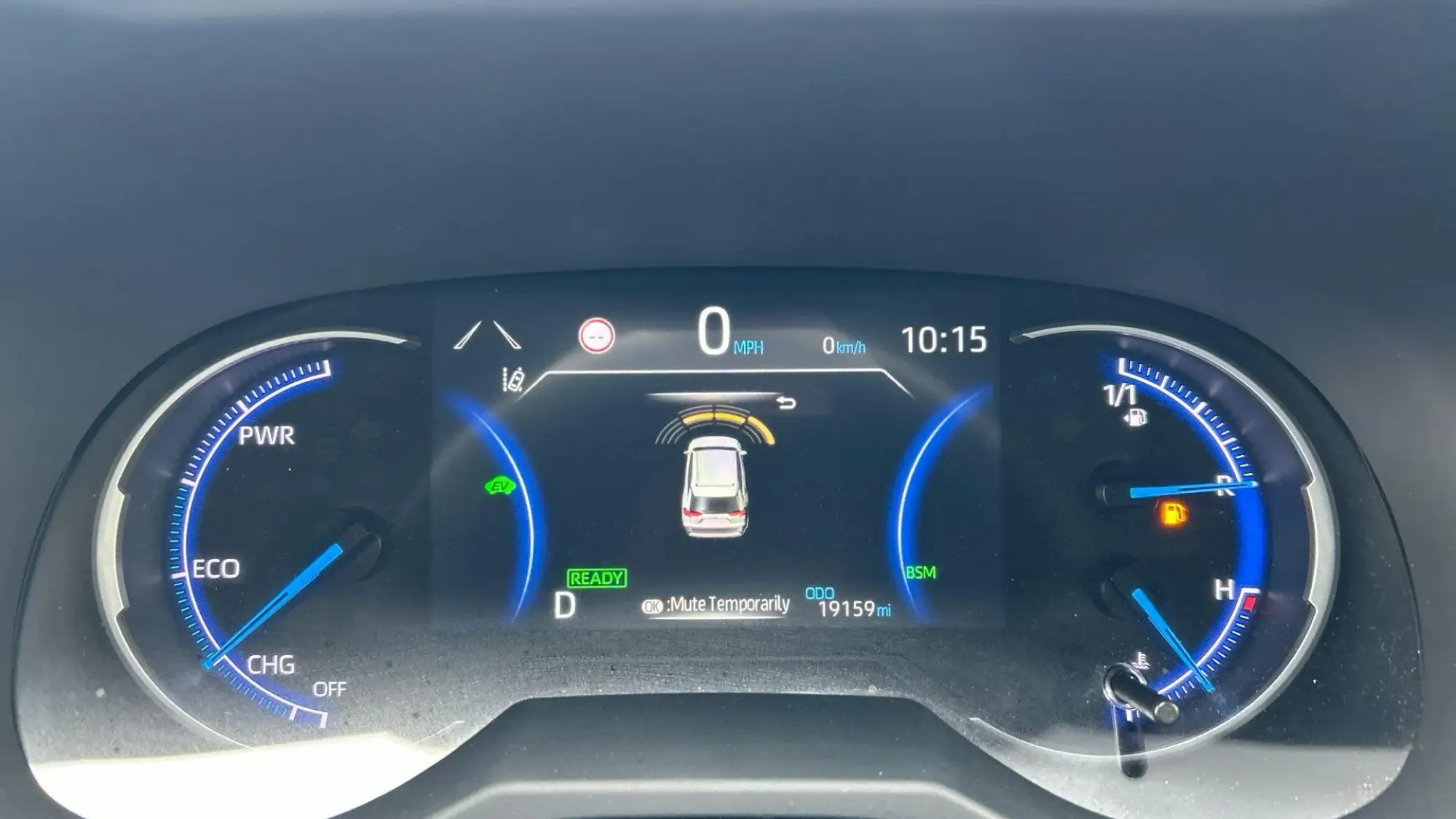 Toyota RAV4 Self-Charging Hybrid Image 24 Toyota RAV4 Self-Charging Hybrid Image 24