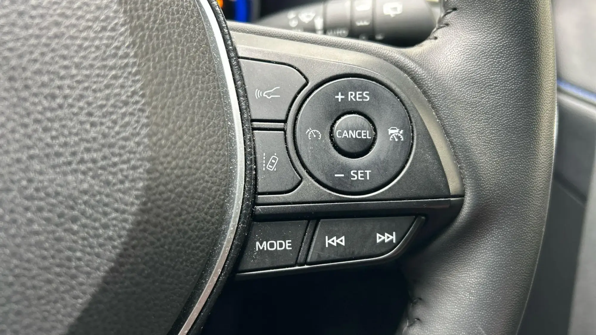 Toyota RAV4 Self-Charging Hybrid Image 37 Toyota RAV4 Self-Charging Hybrid Image 37