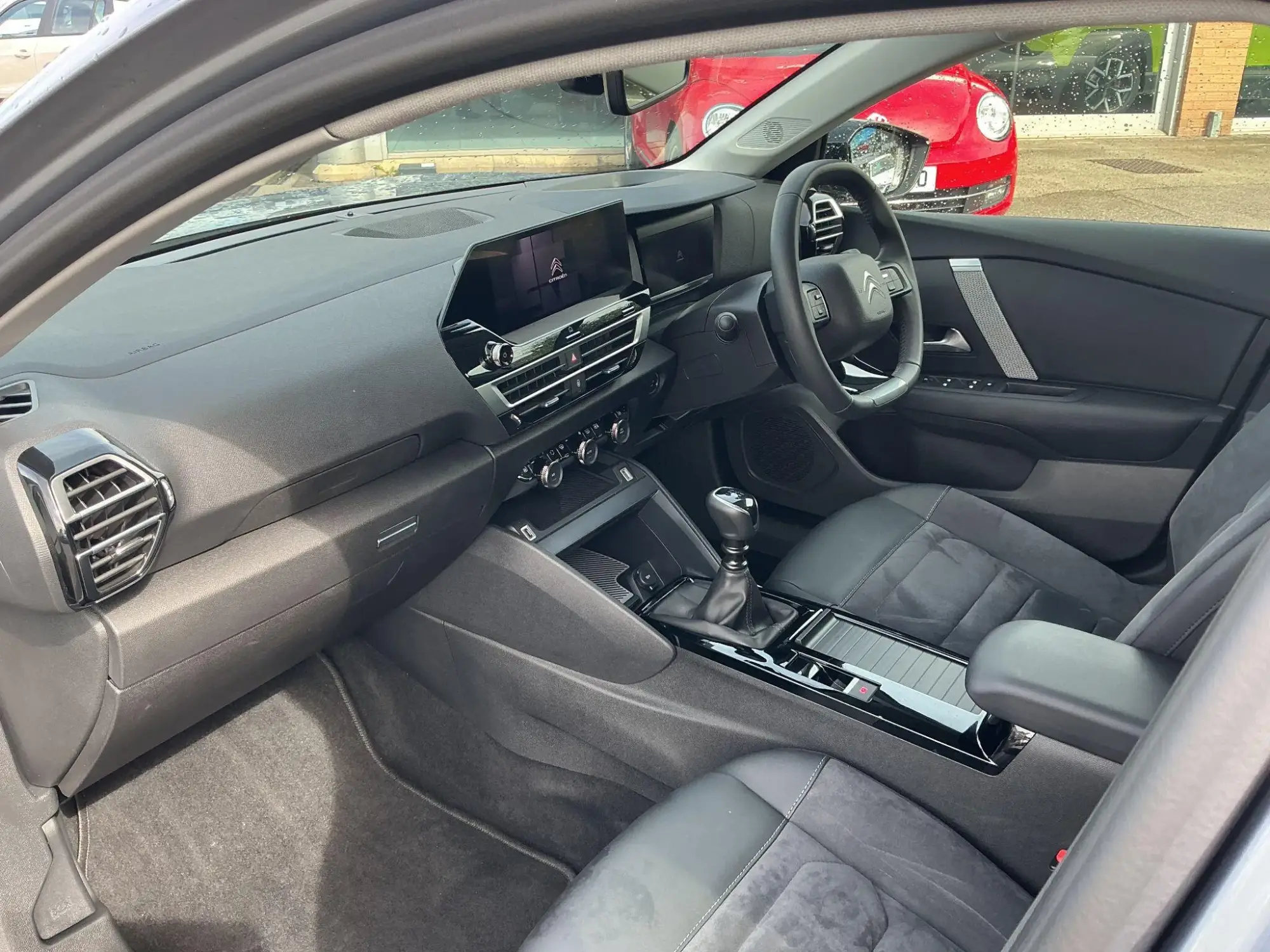 Citroen C4 Image 8 Citroen C4 Image 8