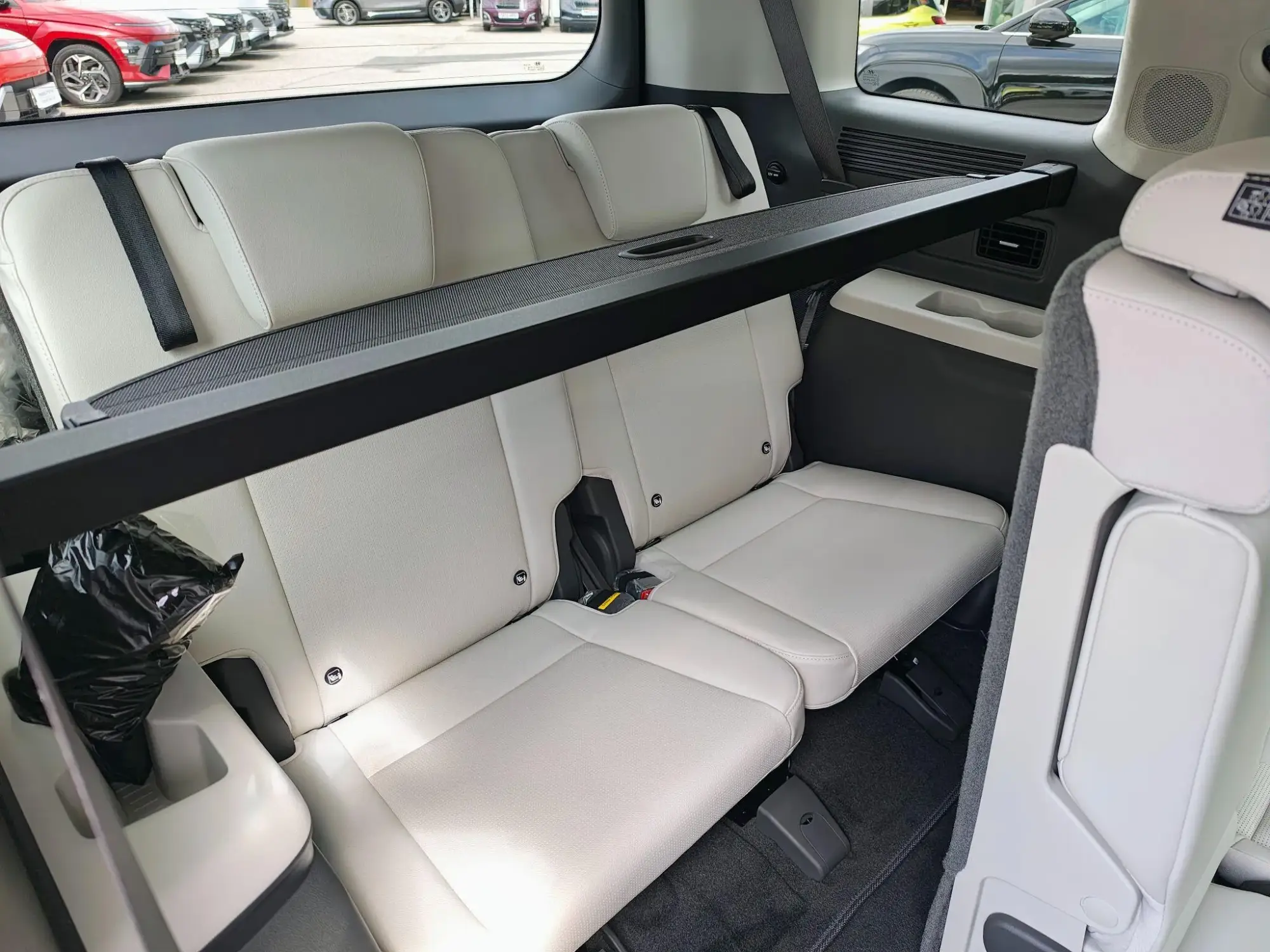Hyundai SANTA FE Plug-in Hybrid Image 14
