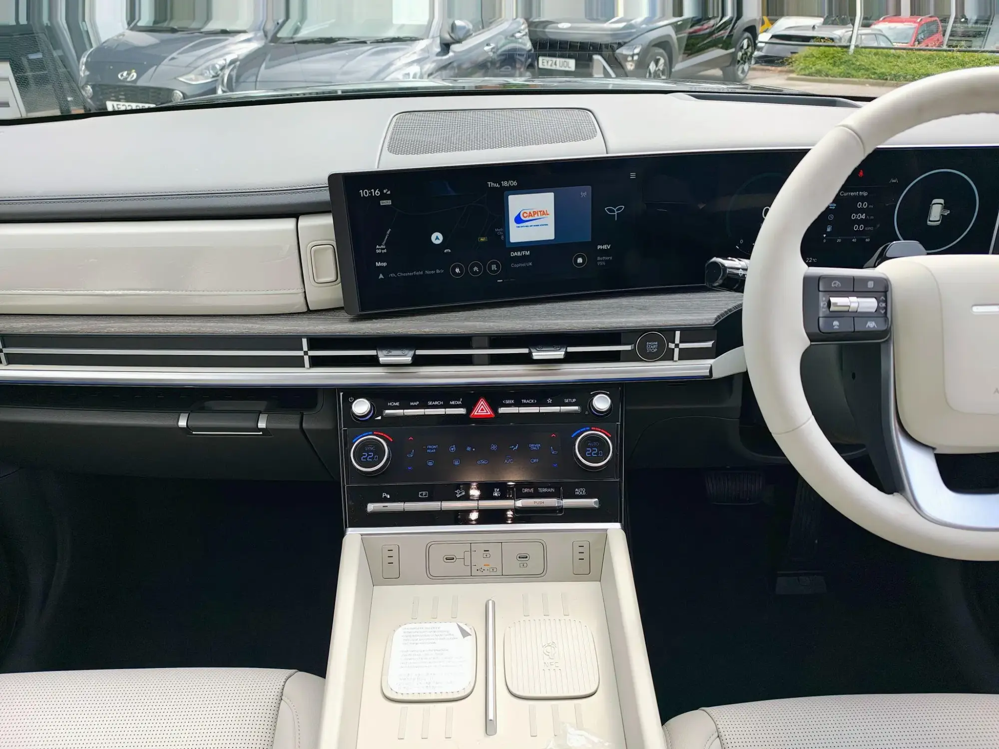 Hyundai SANTA FE Plug-in Hybrid Image 23
