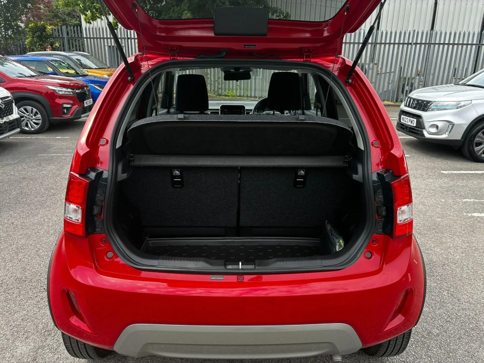 Suzuki Ignis Image 10 Suzuki Ignis Image 10