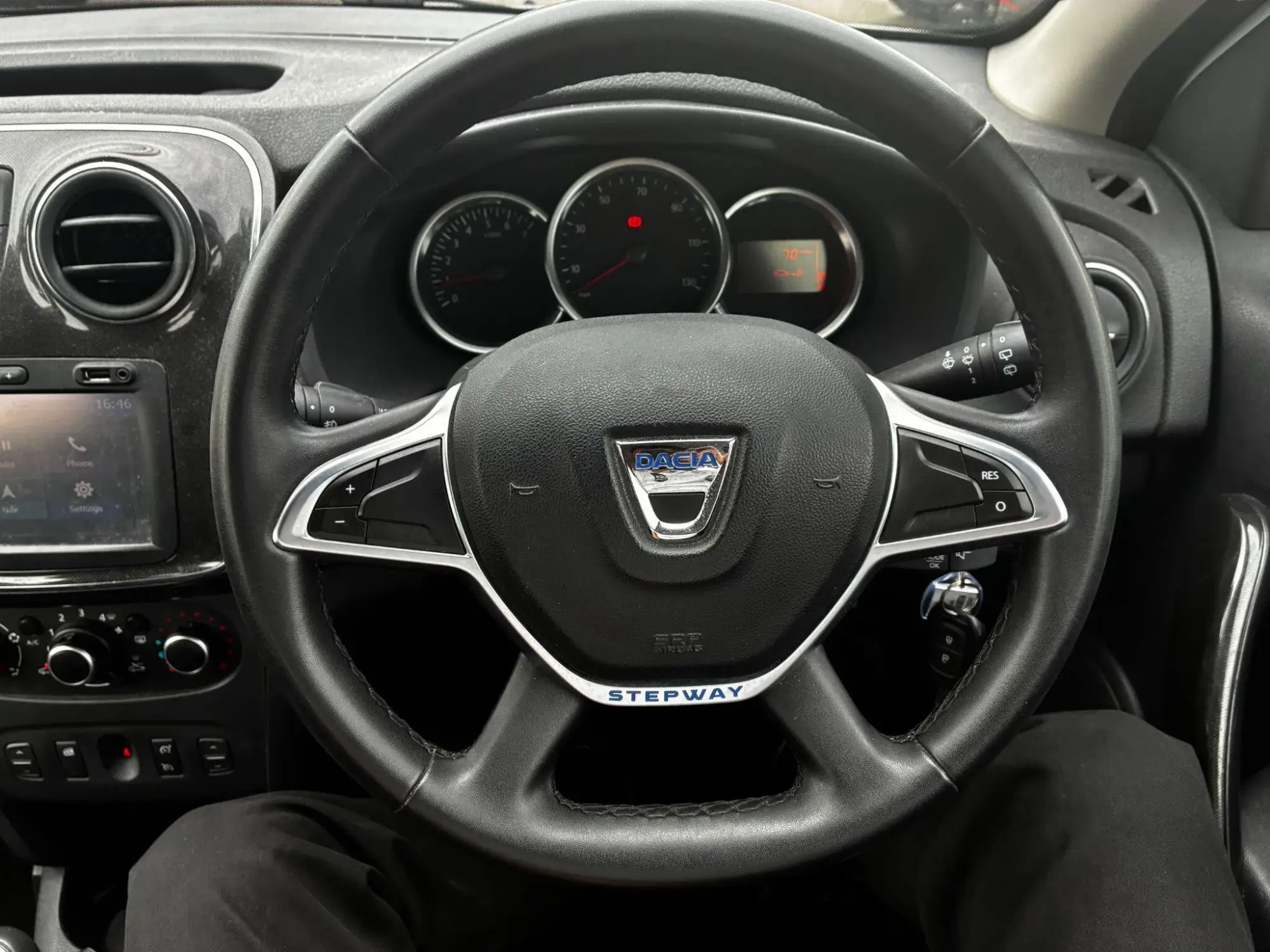 Dacia Sandero Image 7 Dacia Sandero Image 7