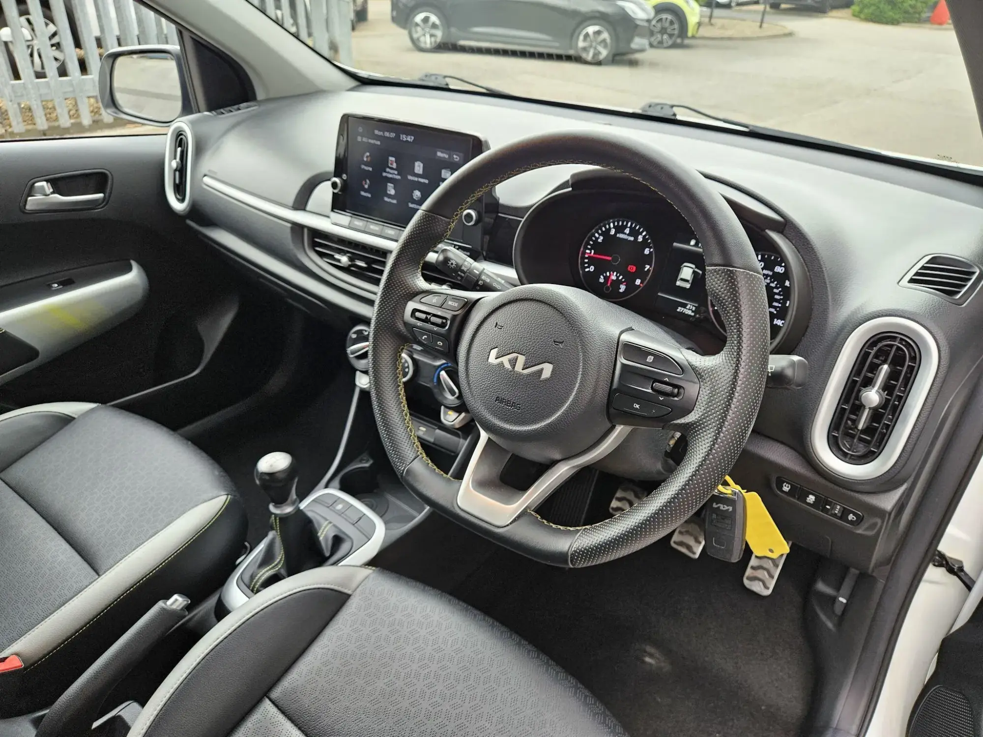 Kia Picanto Image 11