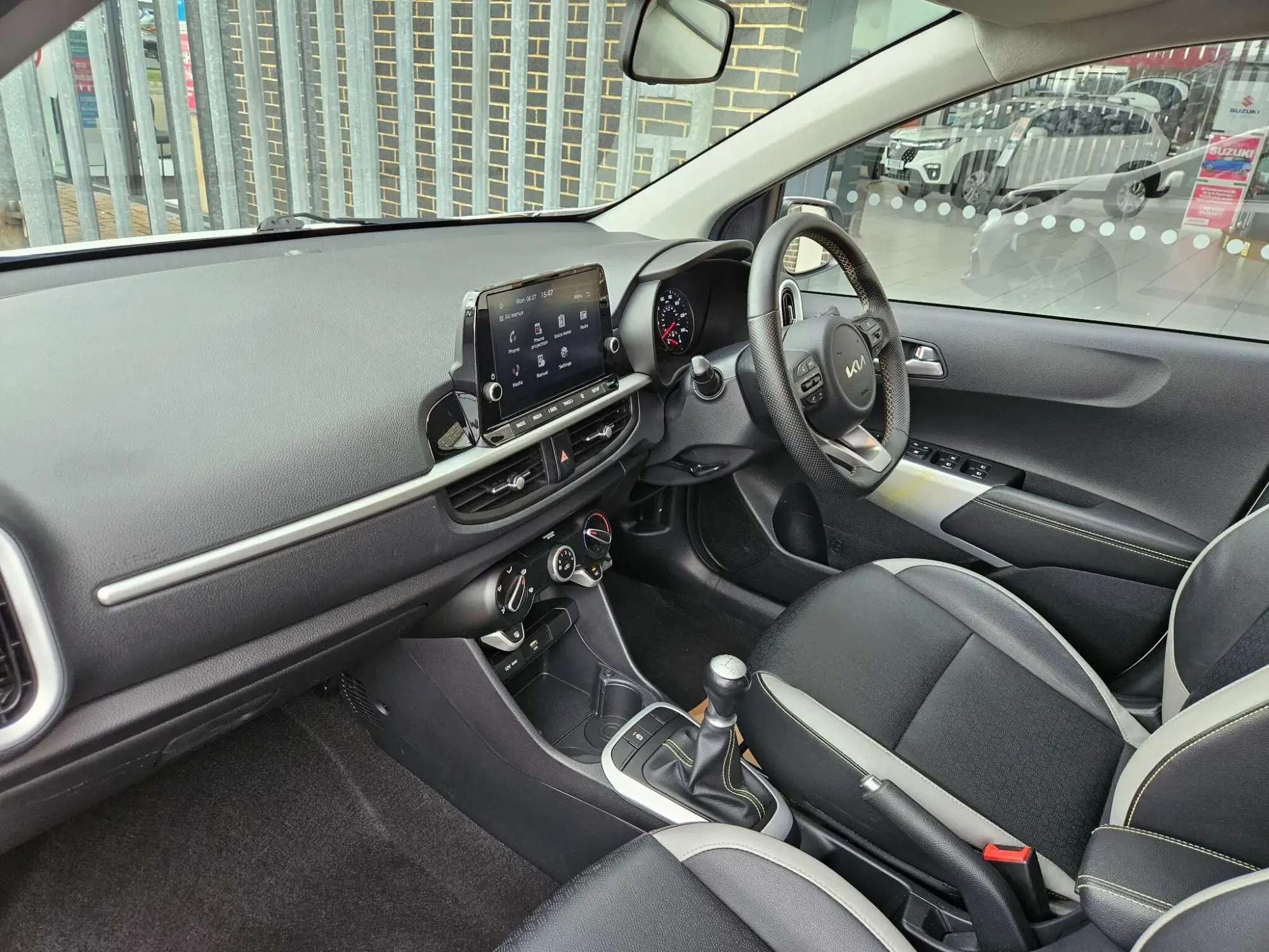 Kia Picanto Image 13