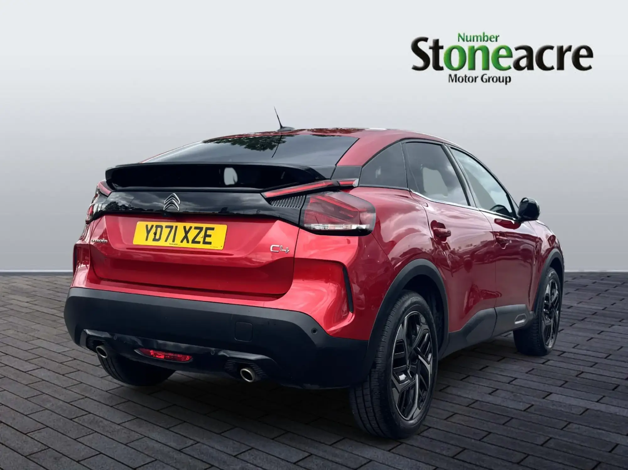 Citroen C4 1.2 PureTech Shine Hatchback 5dr Petrol Manual Euro 6 (s/s) (130 ps) YD71XZE Image 3