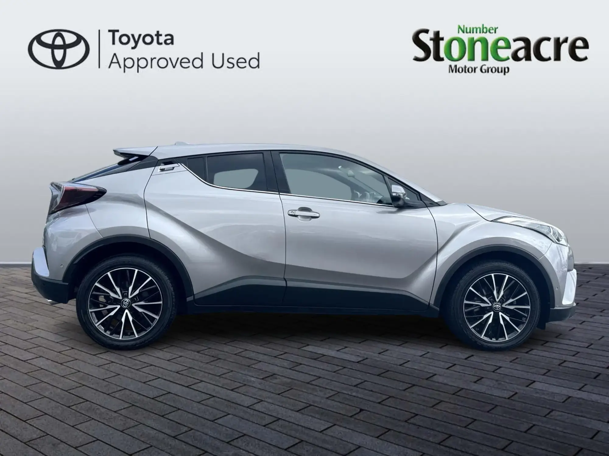 Toyota C-HR Self-Charging Hybrid 1.2 VVT-i Excel SUV 5dr Petrol CVT AWD Euro 6 (s/s) (116 ps) SJ19WAO Image 2