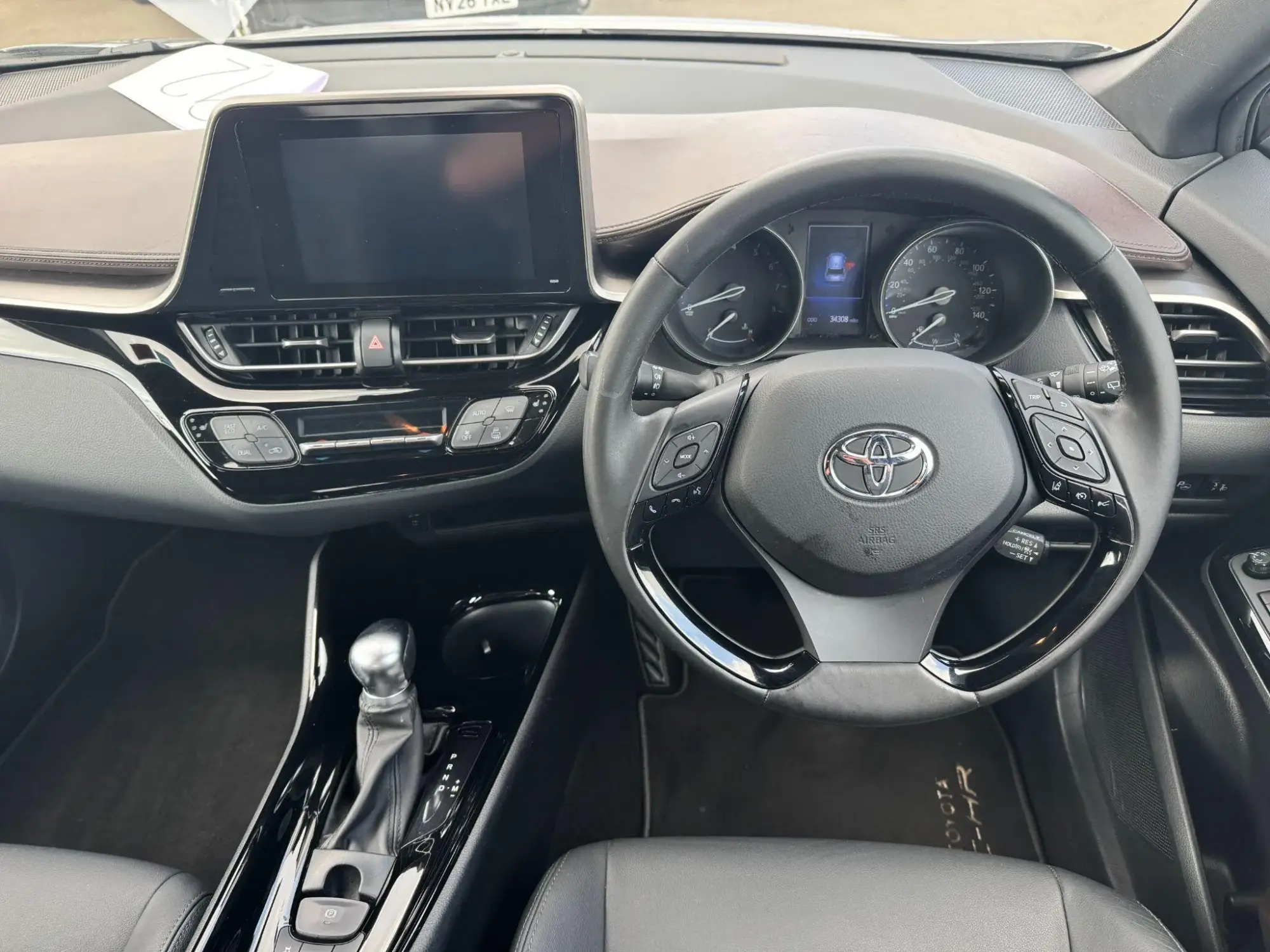 Toyota C-HR Self-Charging Hybrid Image 15 Toyota C-HR Self-Charging Hybrid Image 15