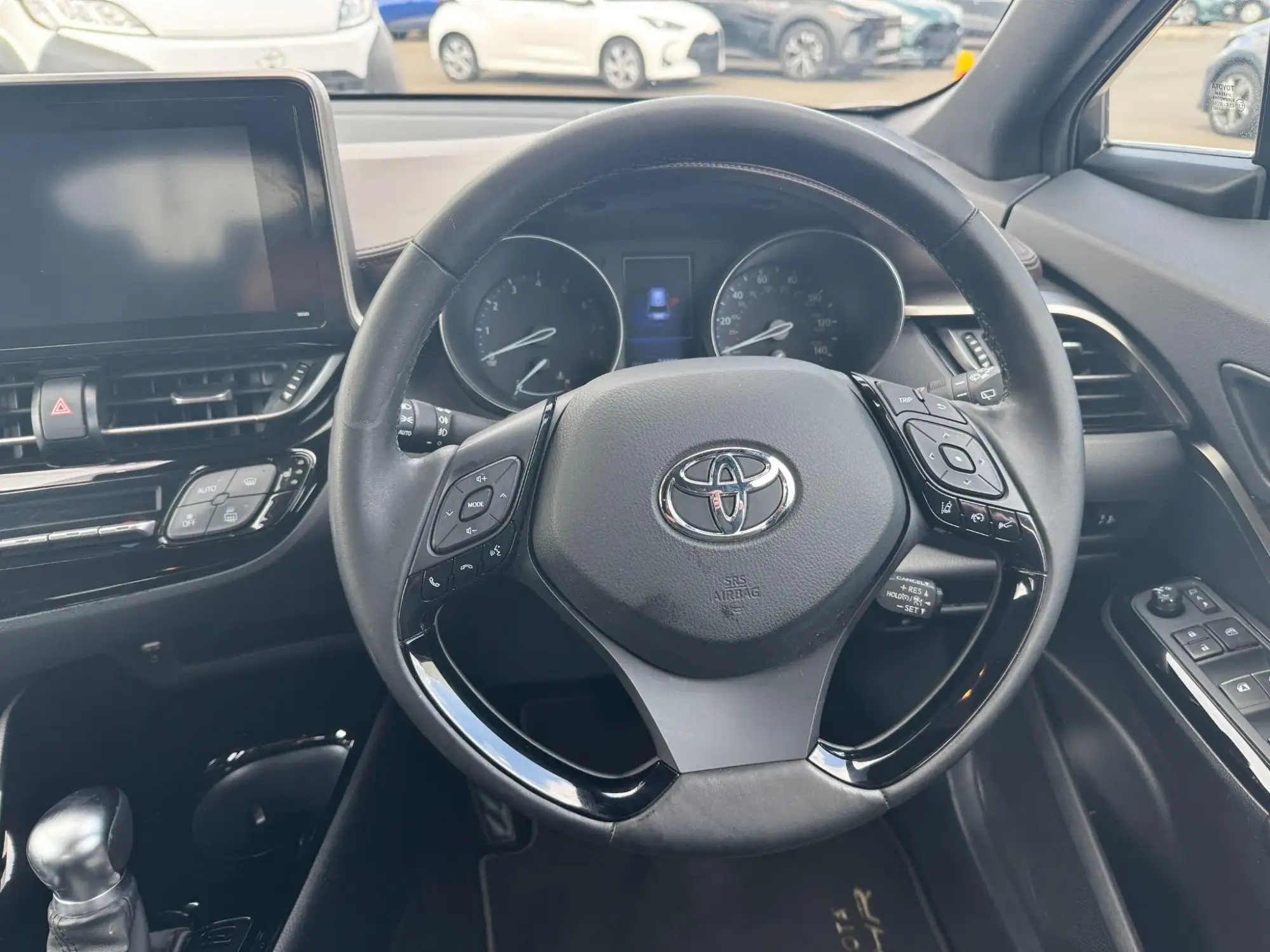 Toyota C-HR Self-Charging Hybrid Image 17 Toyota C-HR Self-Charging Hybrid Image 17