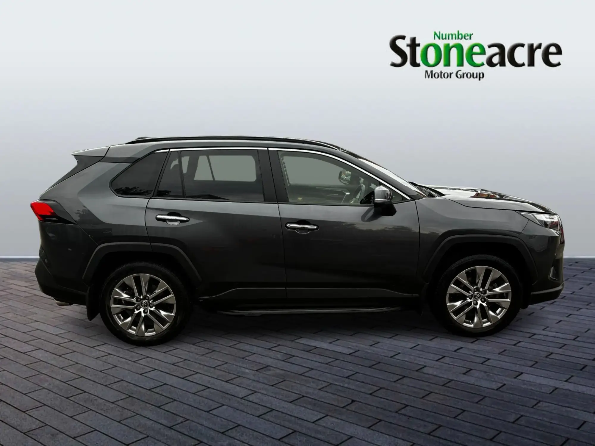 Toyota RAV4 Image 7