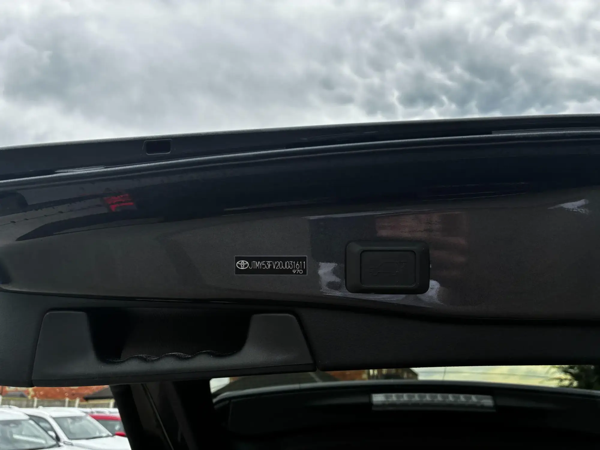 Toyota RAV4 Image 28