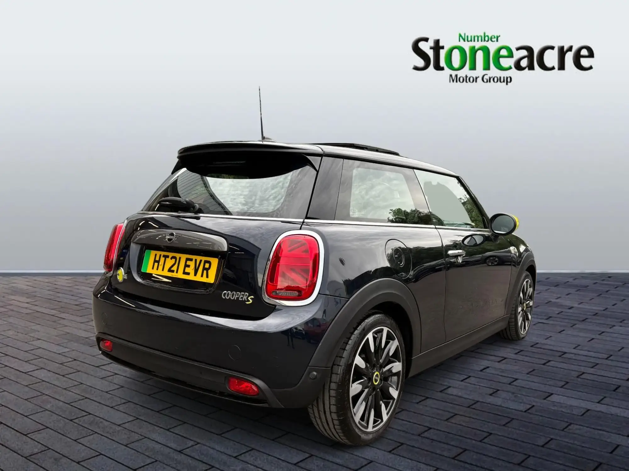 MINI Electric Hatch 32.6kWh Level 3 Auto 3dr HT21EVR Image 3