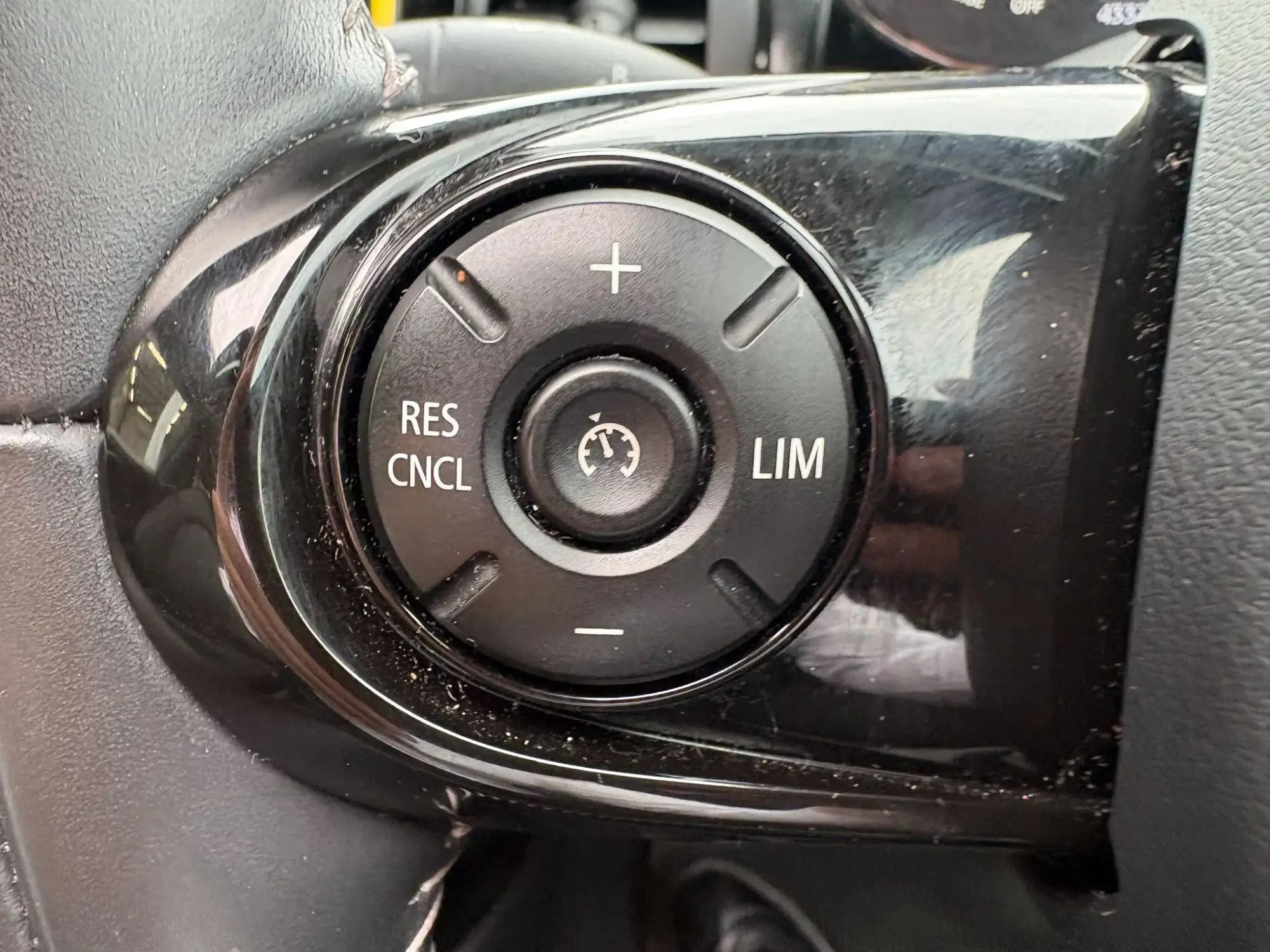 MINI Electric Hatch Image 18 MINI Electric Hatch Image 18