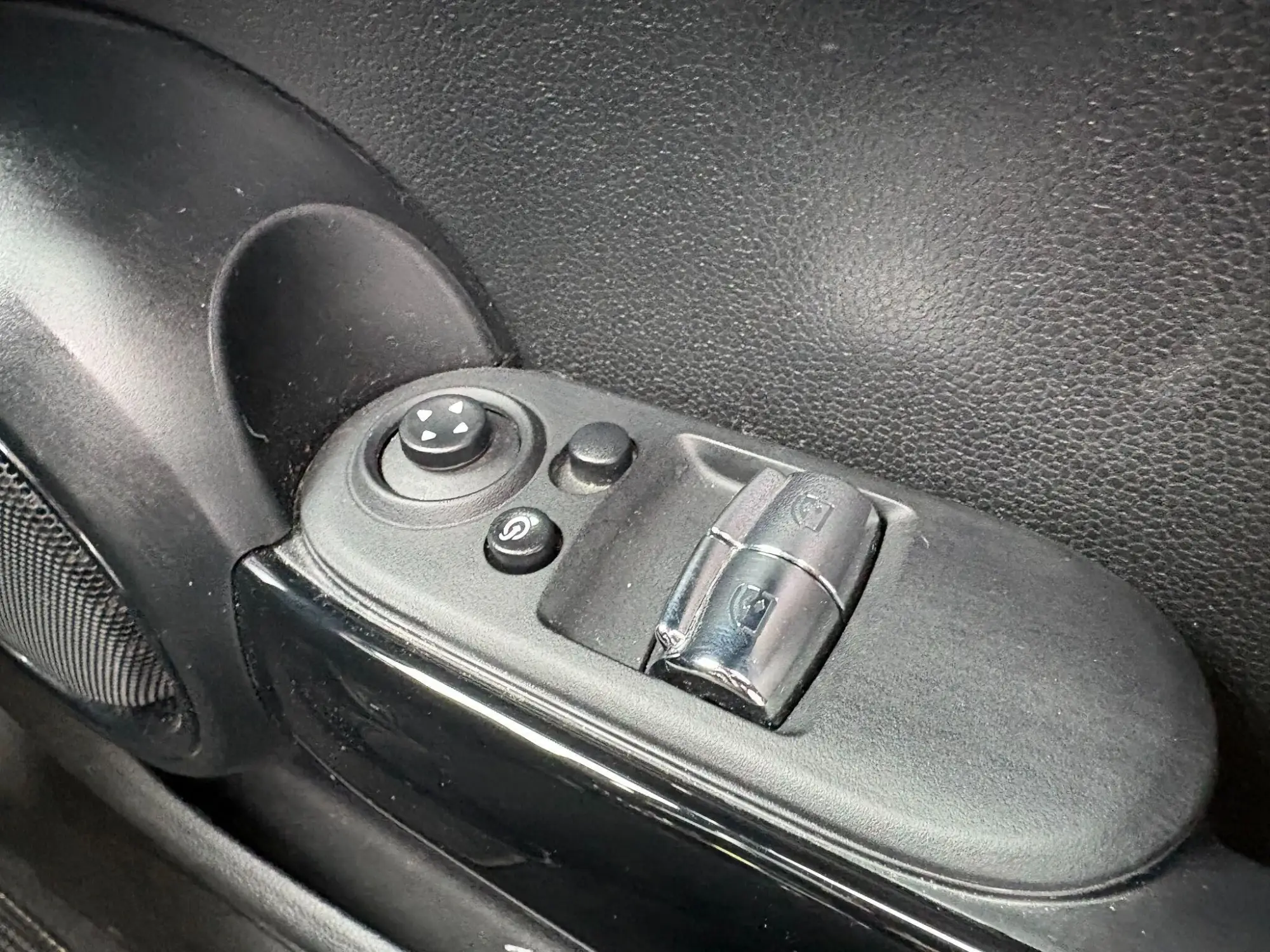 MINI Electric Hatch Image 21 MINI Electric Hatch Image 21