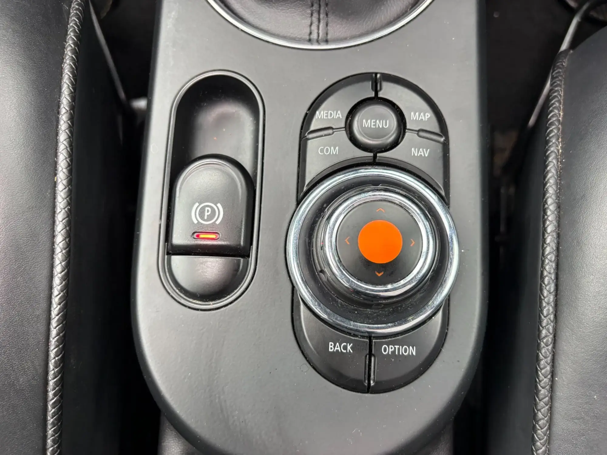 MINI Electric Hatch Image 26 MINI Electric Hatch Image 26