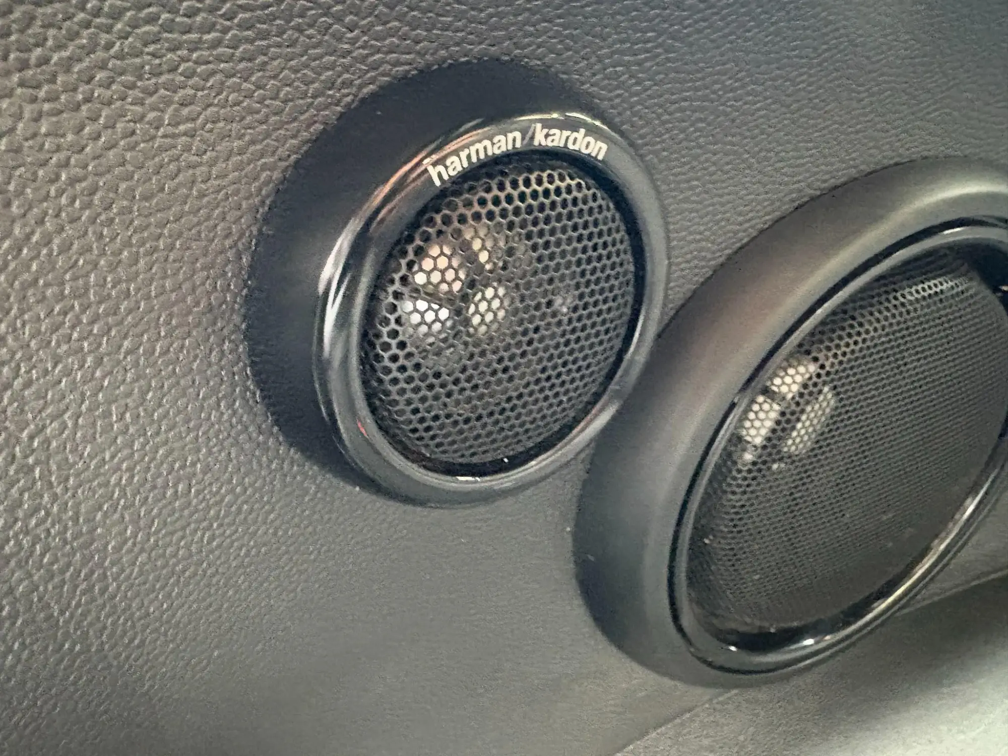 MINI Electric Hatch Image 27 MINI Electric Hatch Image 27