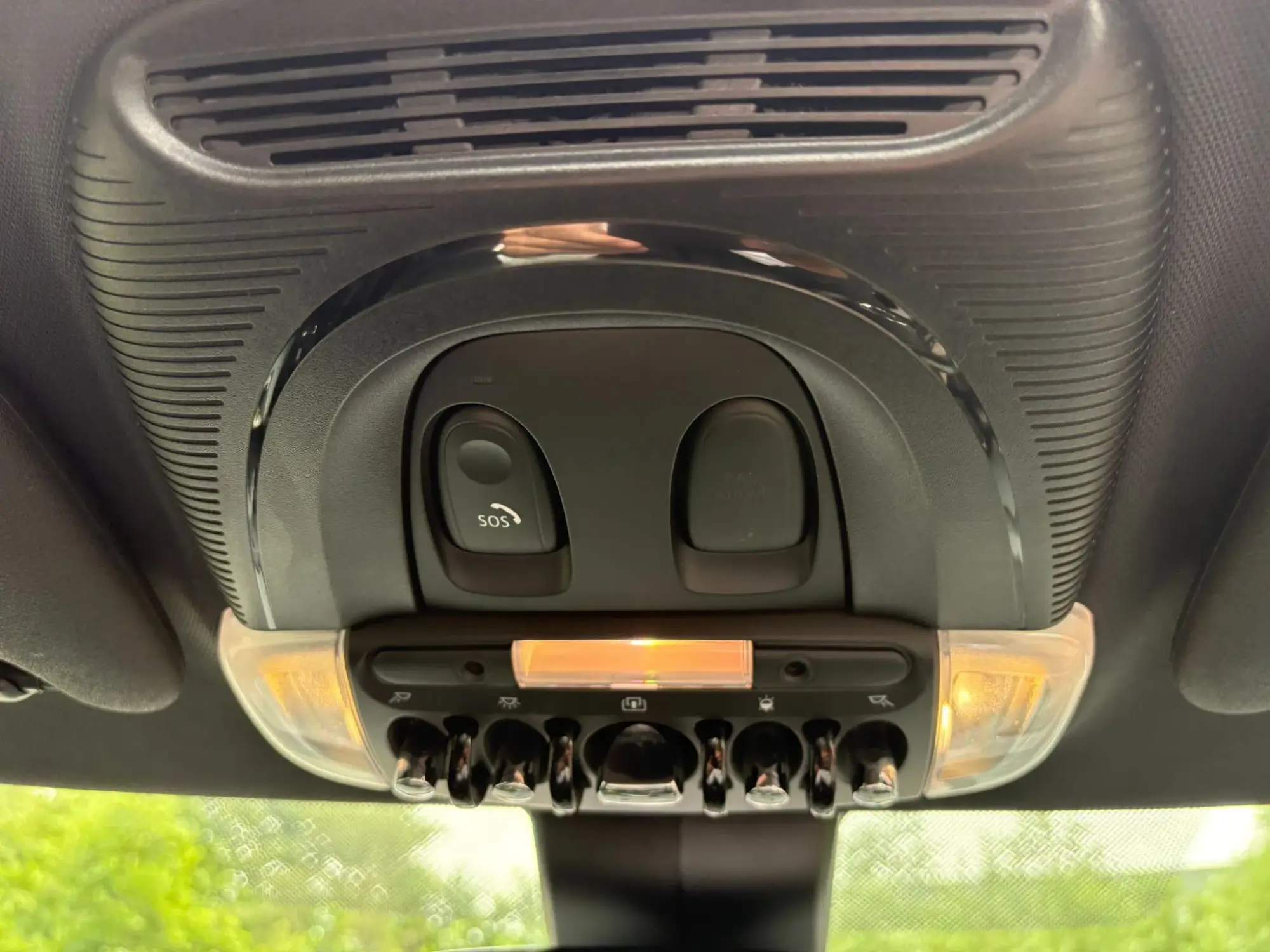 MINI Electric Hatch Image 28 MINI Electric Hatch Image 28
