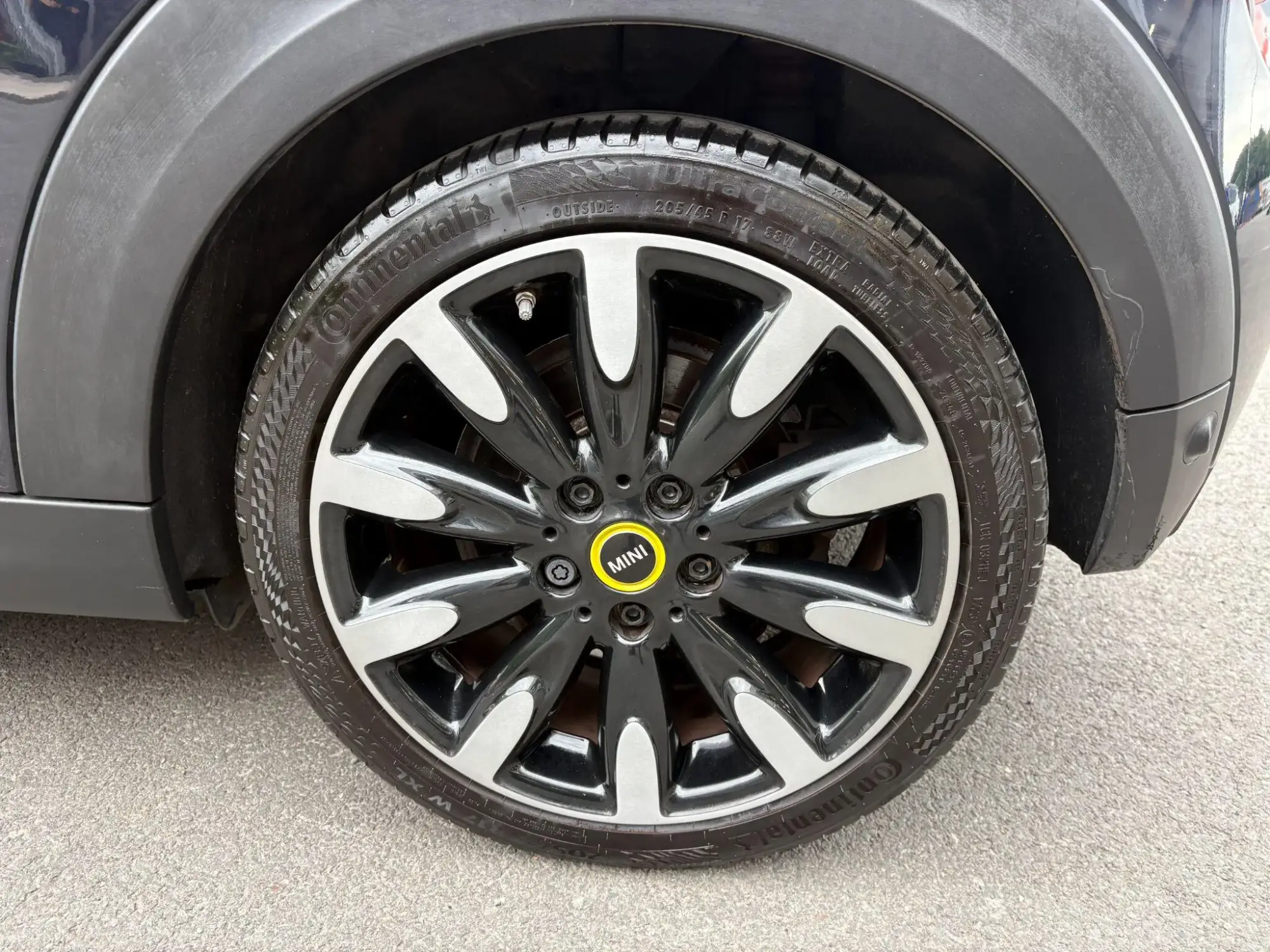MINI Electric Hatch Image 31 MINI Electric Hatch Image 31