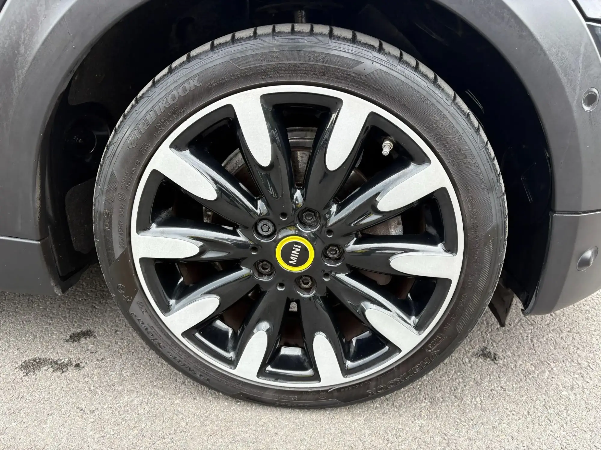 MINI Electric Hatch Image 33 MINI Electric Hatch Image 33