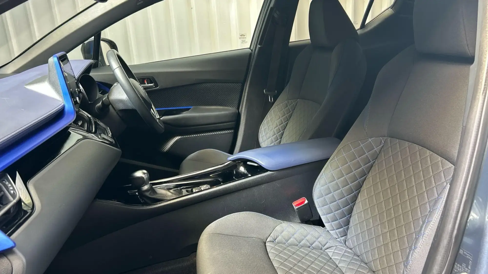 Toyota C-HR Self-Charging Hybrid Image 14 Toyota C-HR Self-Charging Hybrid Image 14