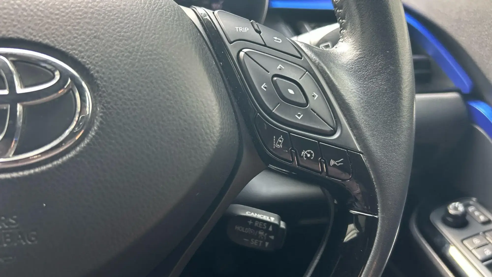 Toyota C-HR Self-Charging Hybrid Image 37 Toyota C-HR Self-Charging Hybrid Image 37