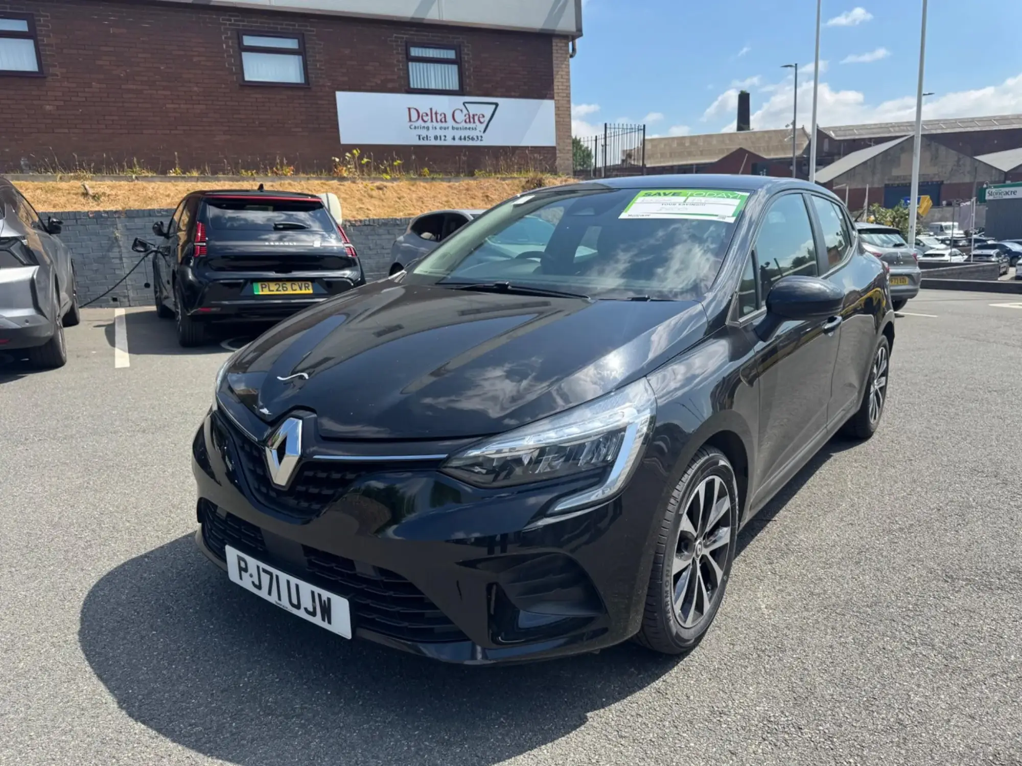 Renault Clio Iconic TCe 90 MY21.5 PJ71UJW Image 2