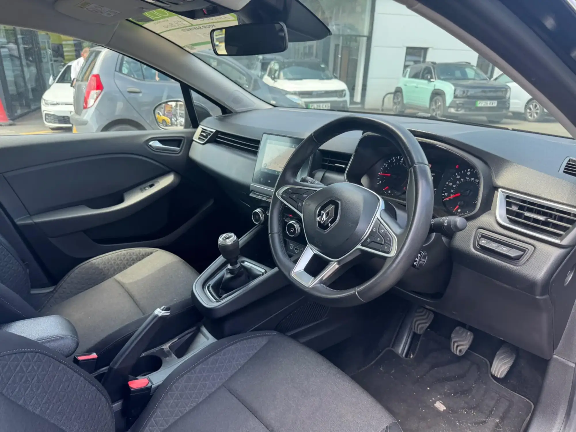 Renault Clio Image 8