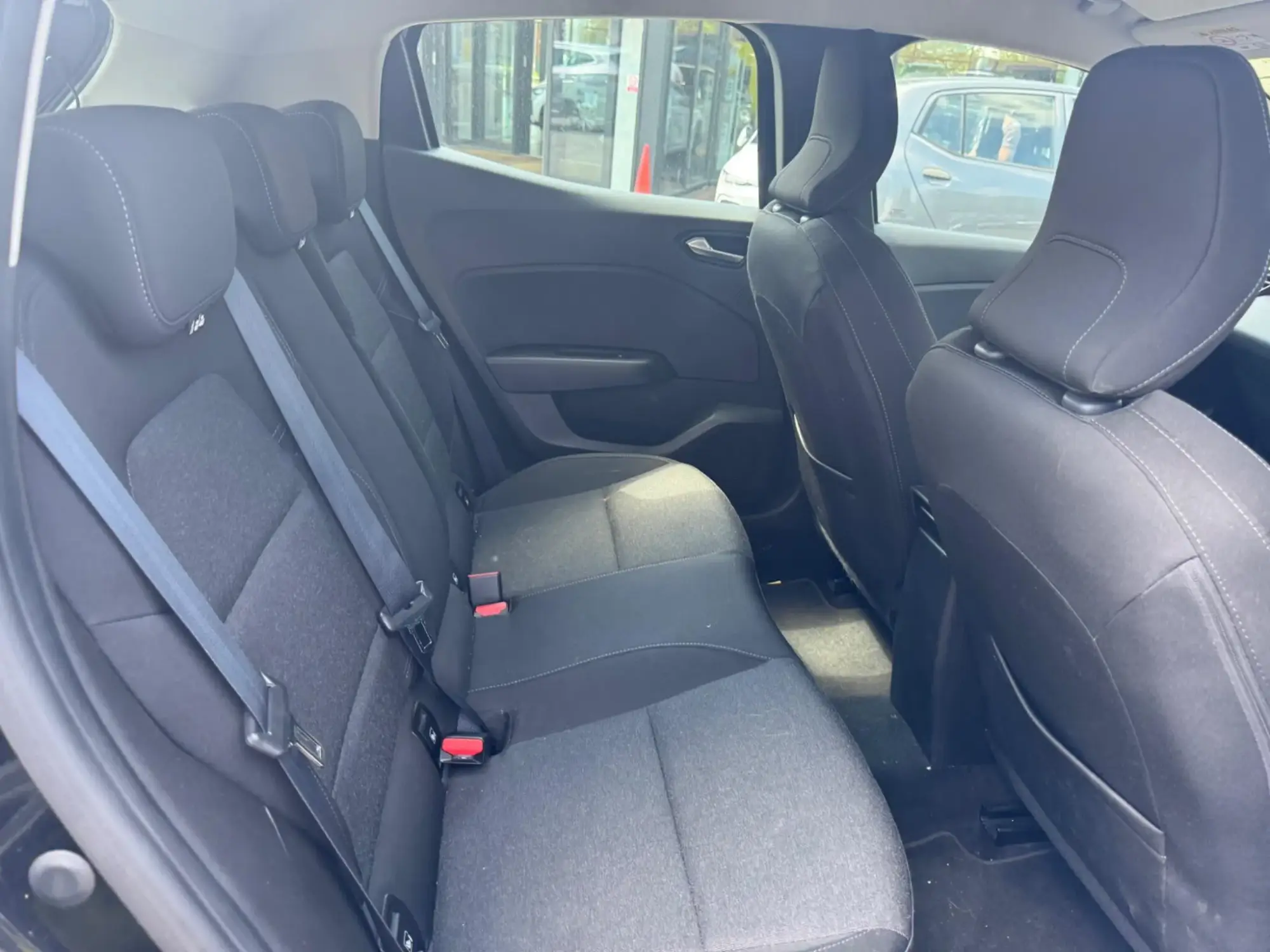 Renault Clio Image 9
