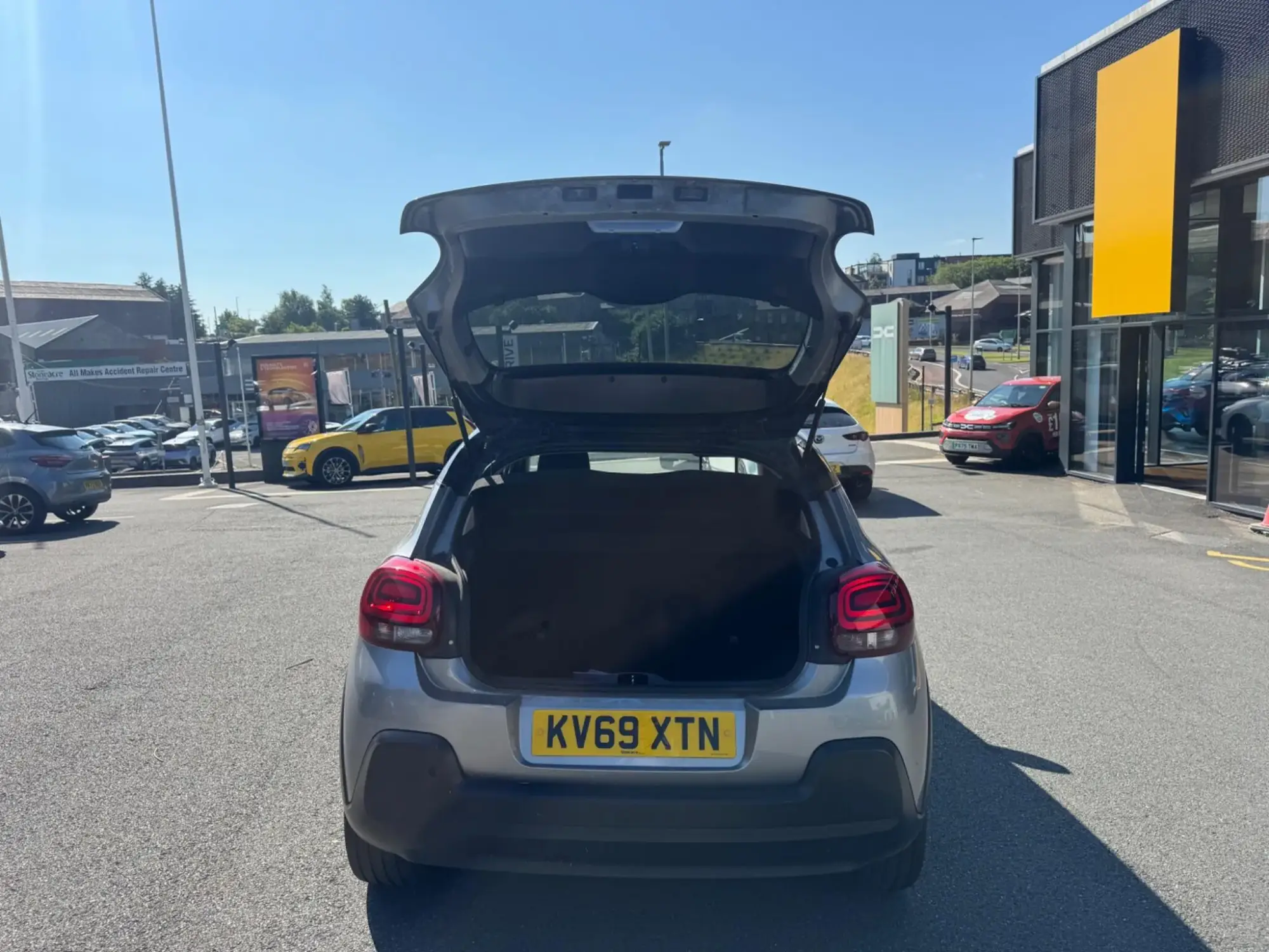 Citroen C3 Image 8 Citroen C3 Image 8