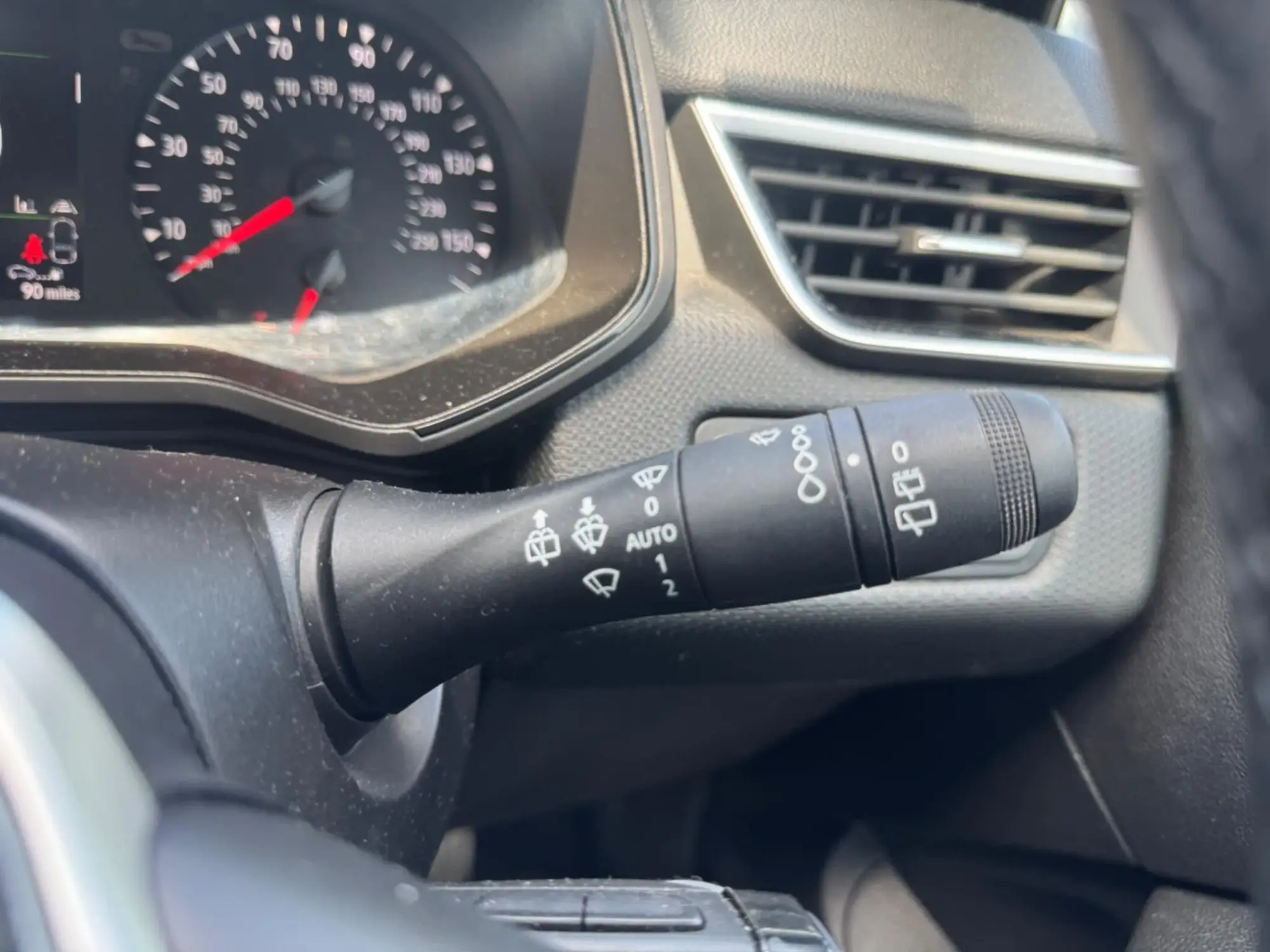 Renault Clio Image 11
