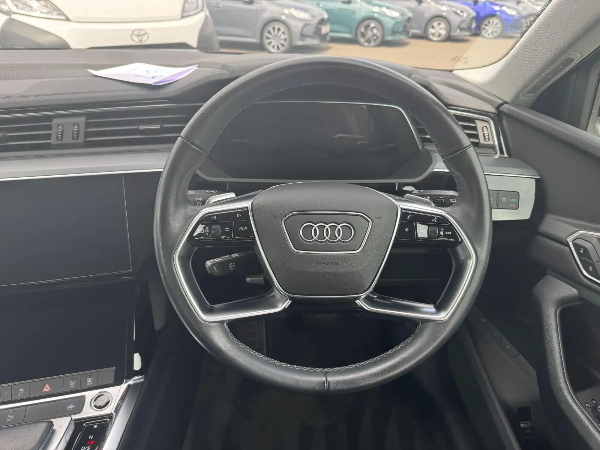 Audi Q8 e-tron Image 15 Audi Q8 e-tron Image 15