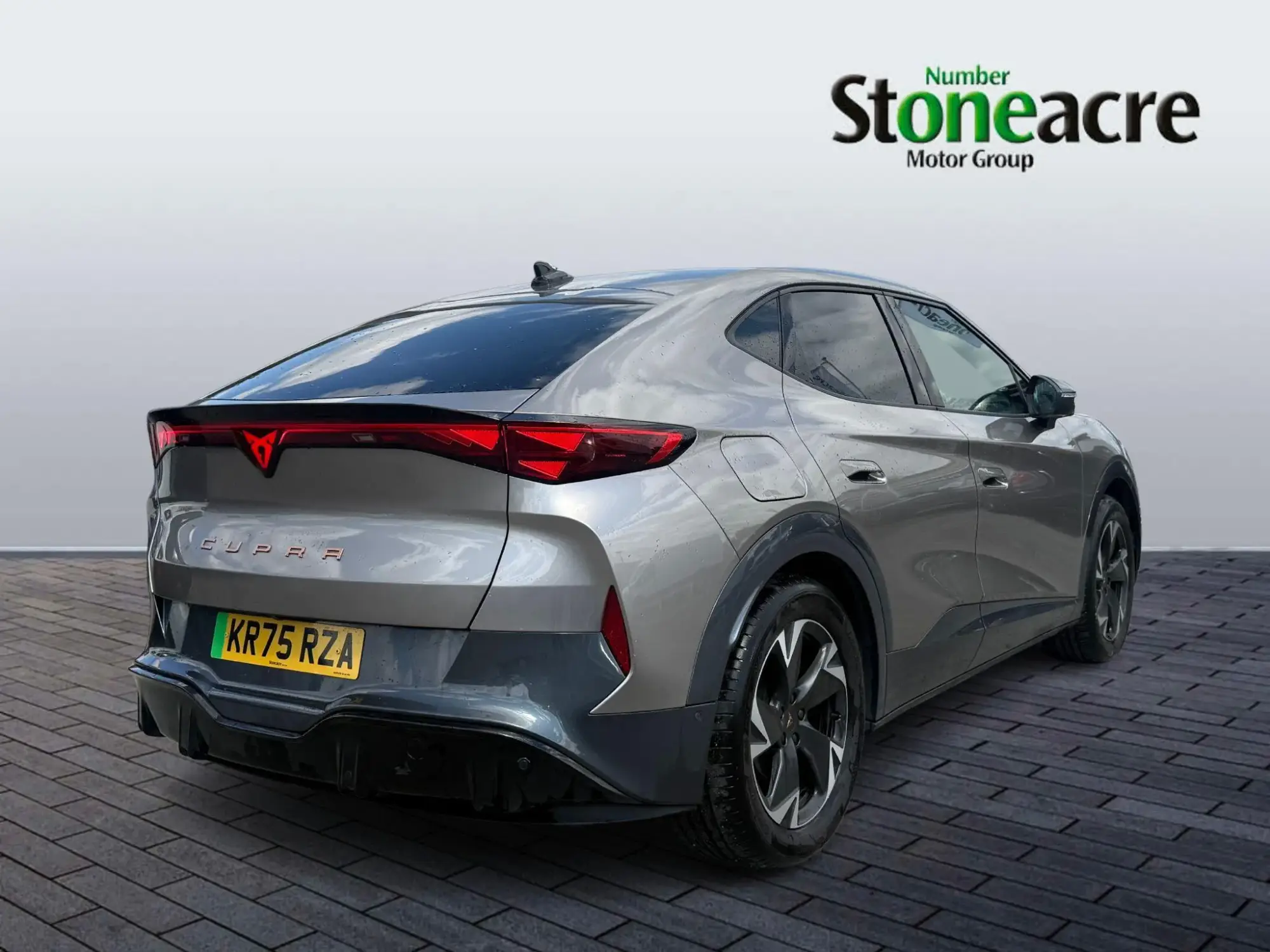 CUPRA Tavascan 77kWh V1 SUV Coupe Auto 5dr KR75RZA Image 3