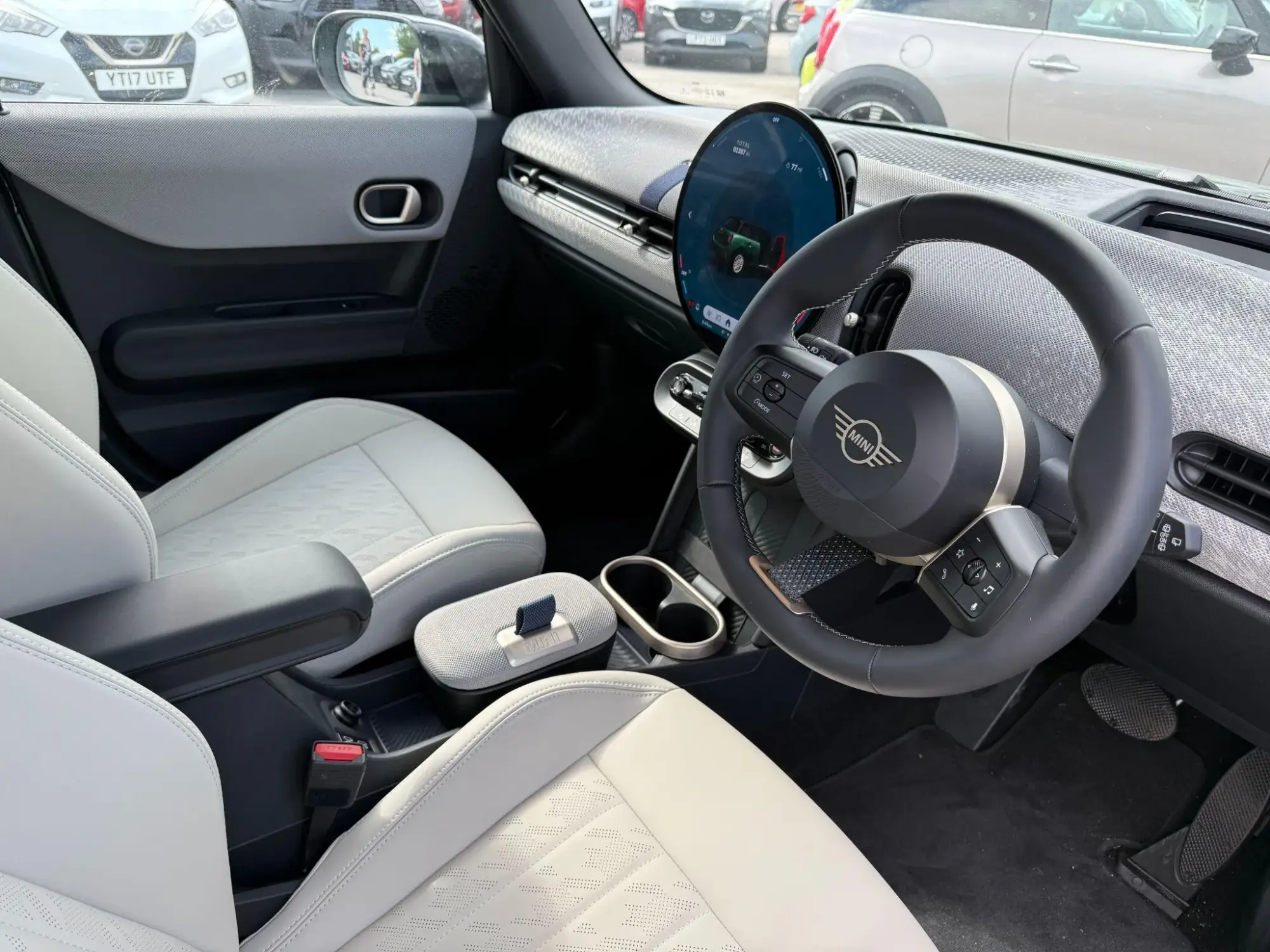 MINI Cooper Image 9