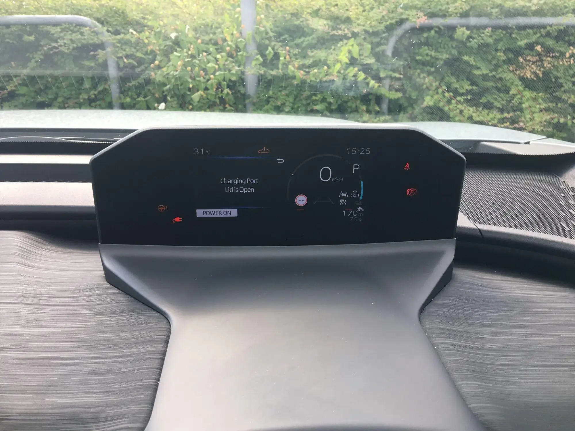 Toyota C-HR+ Image 12